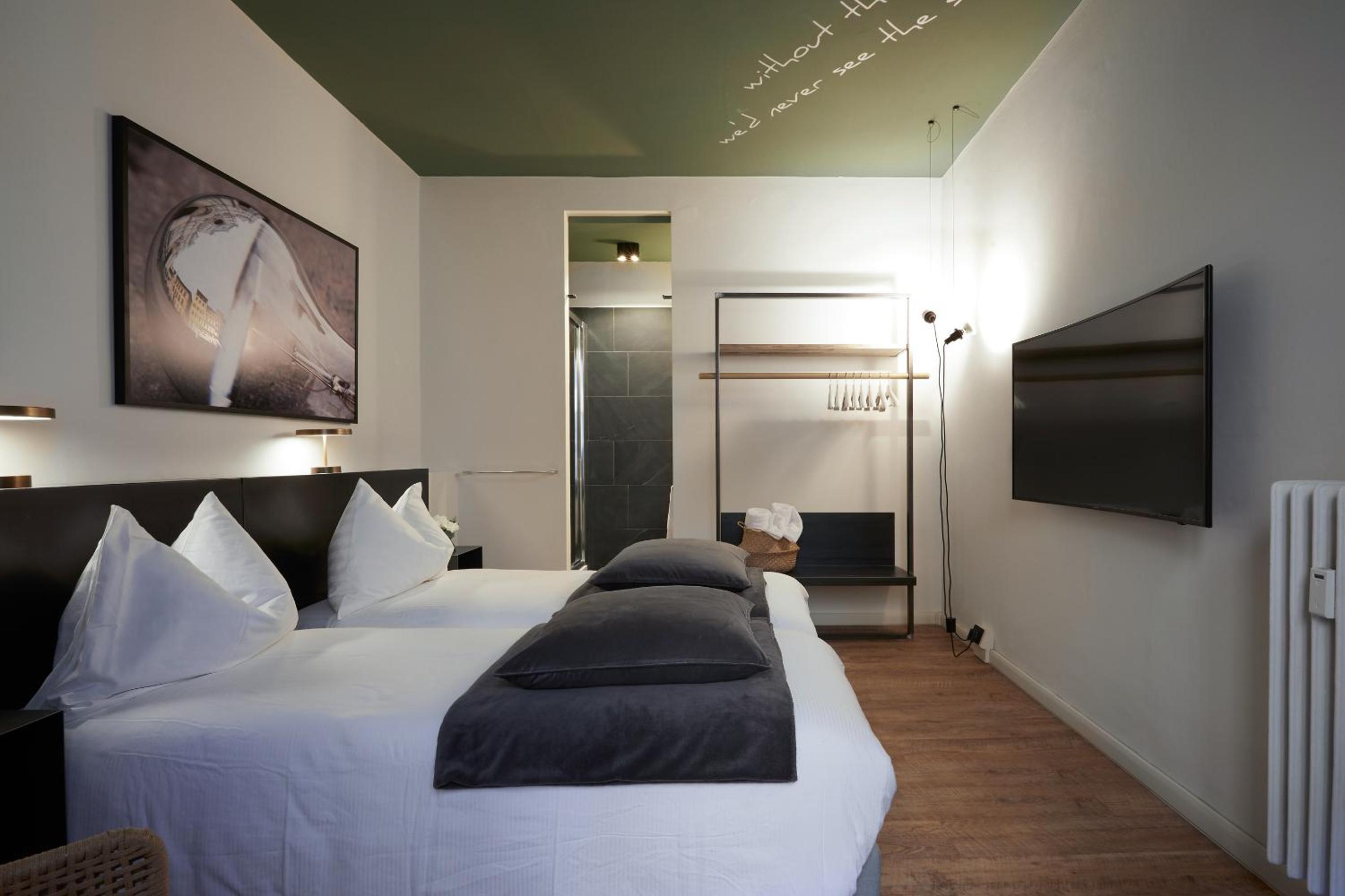 Deluxe Apartment