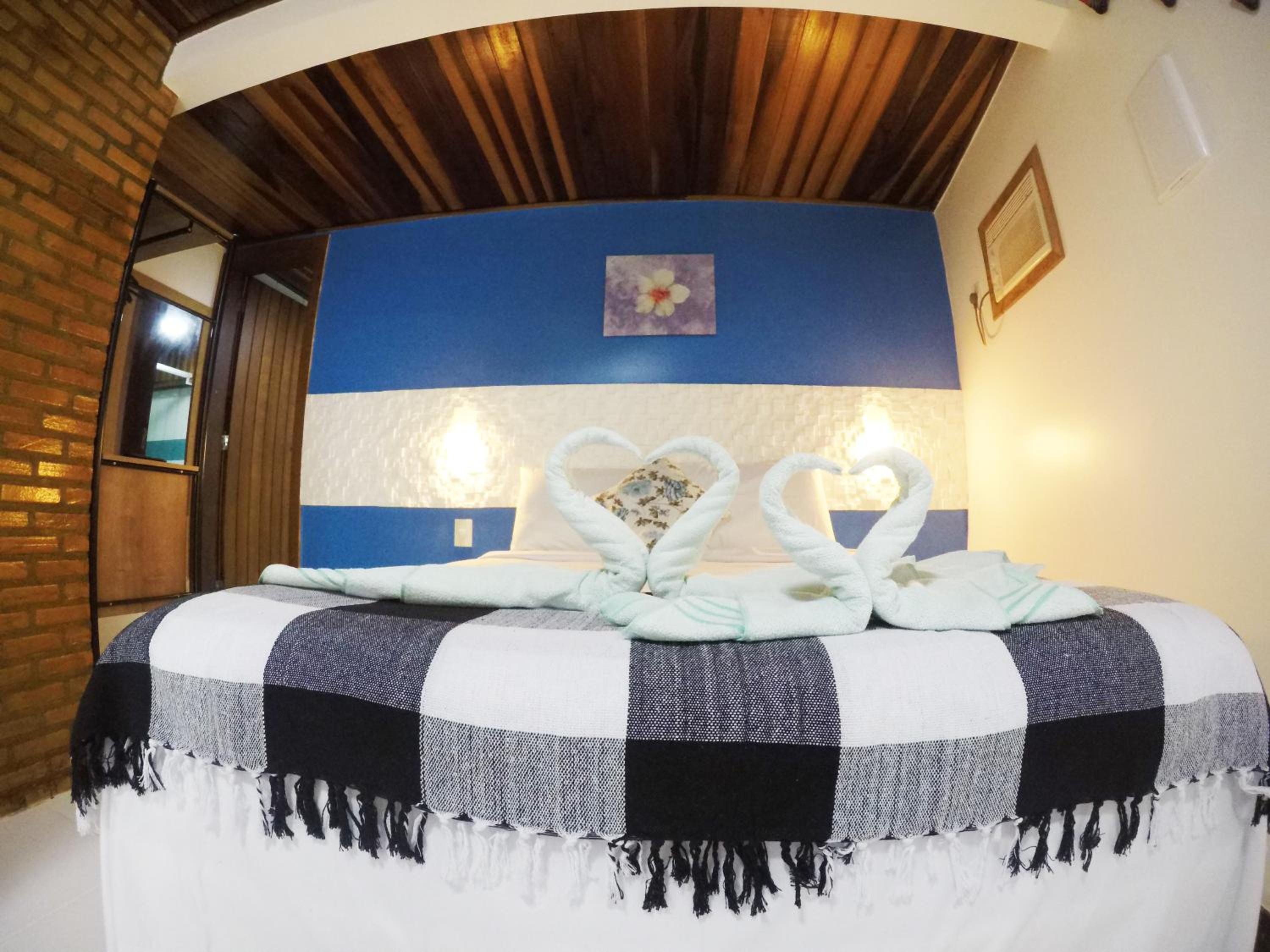 Standard Double Room - Photo 35
