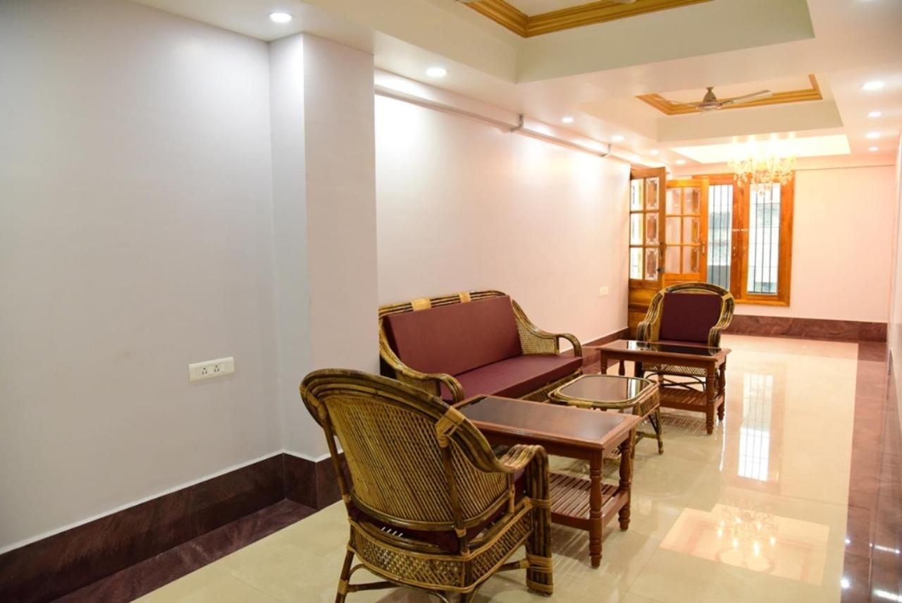 Deluxe Double or Twin Room photo 3
