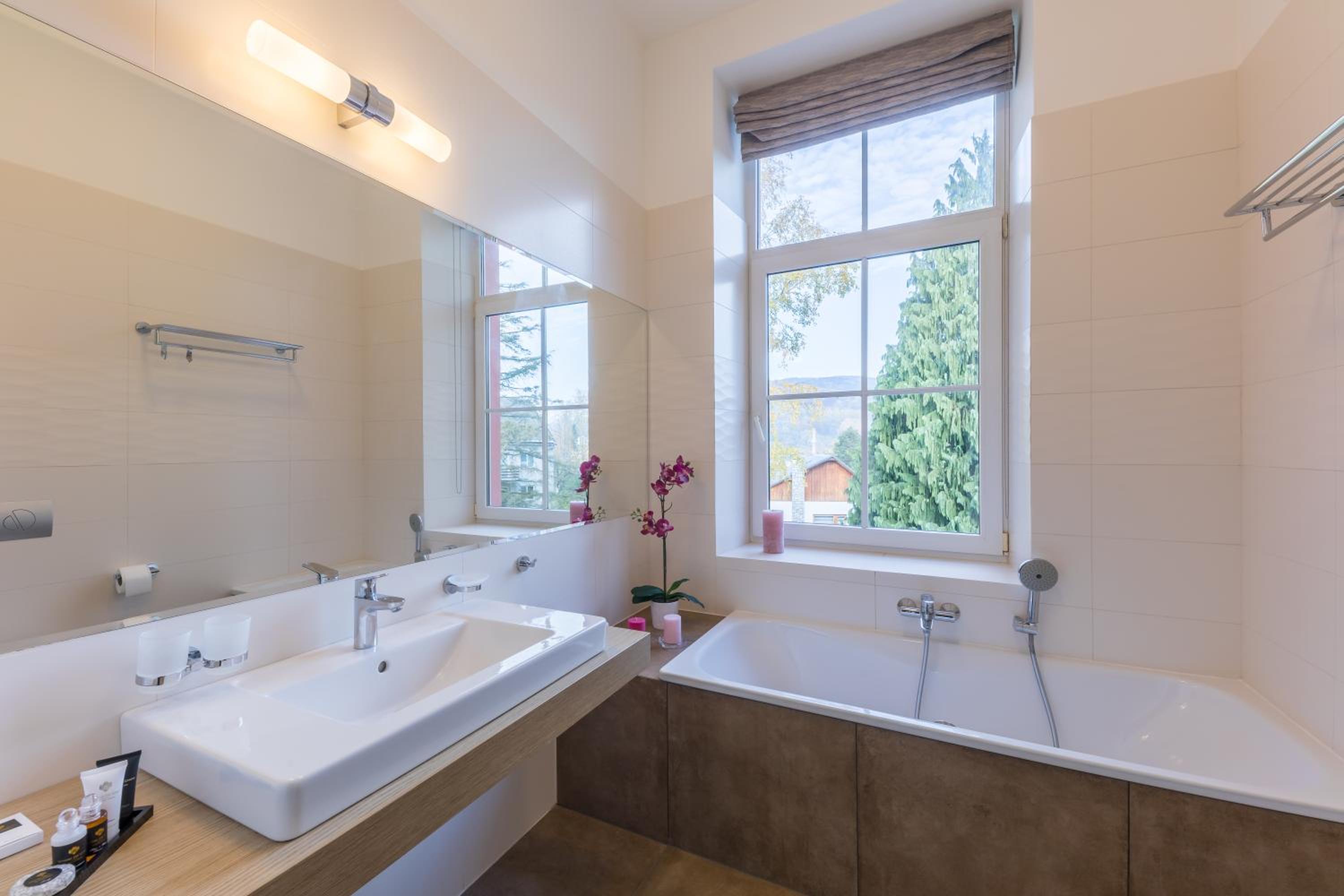 Superior Triple Room photo 3