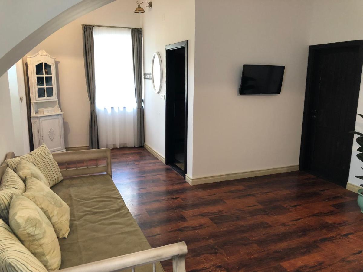 Deluxe Apartment photo 1