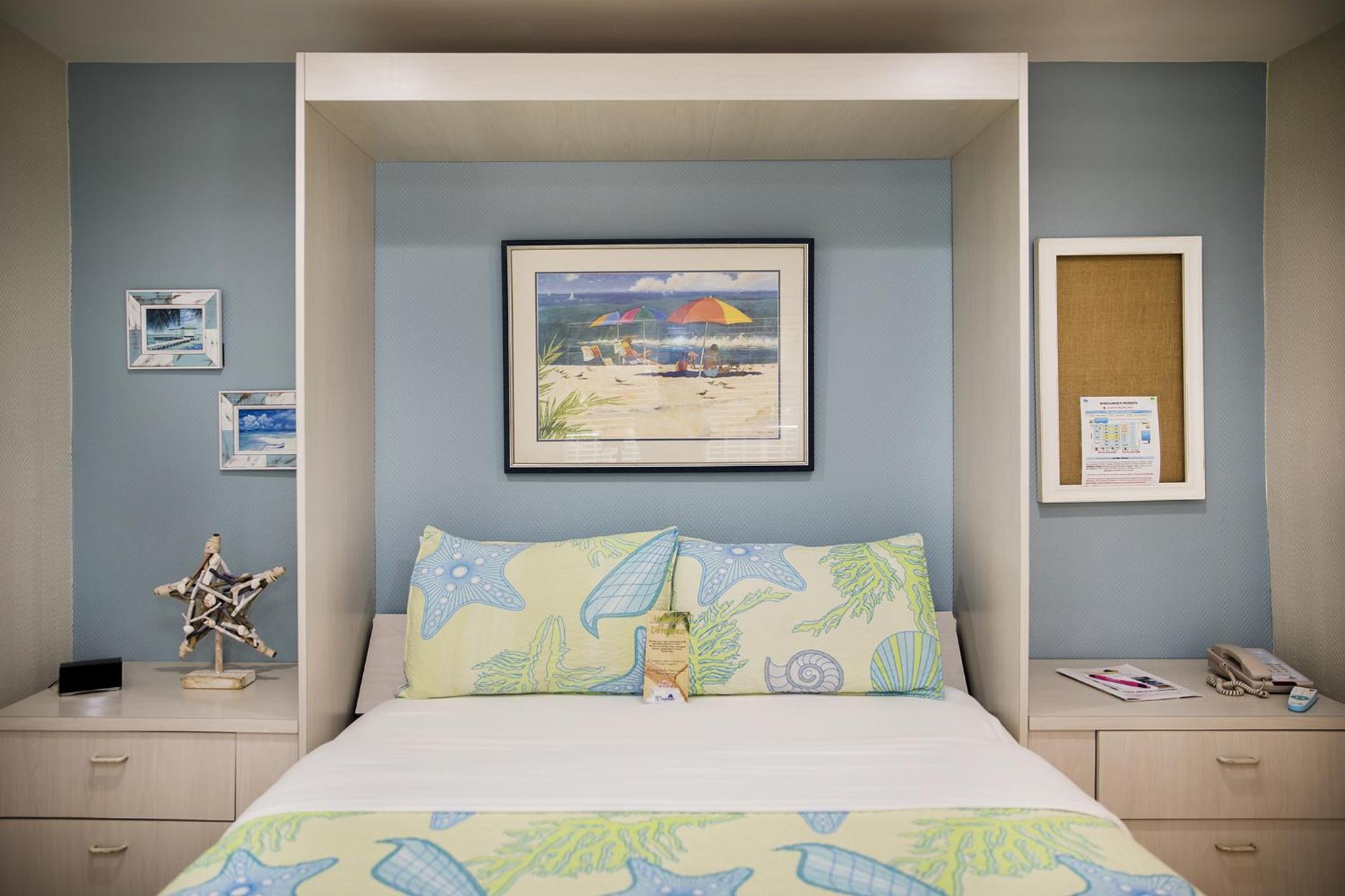 Studio with Ocean View - stair access