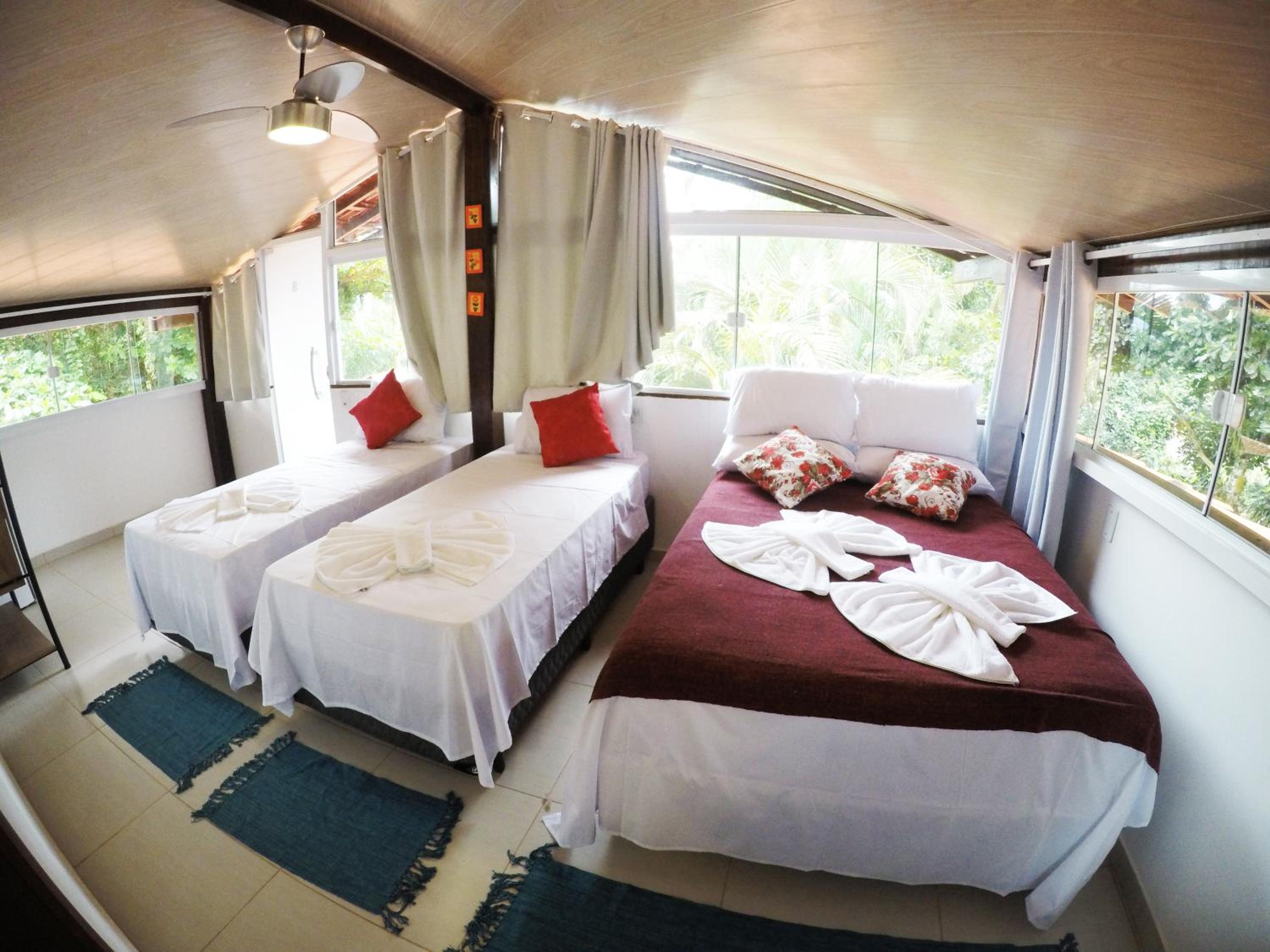 Deluxe Quadruple Room - Photo 20