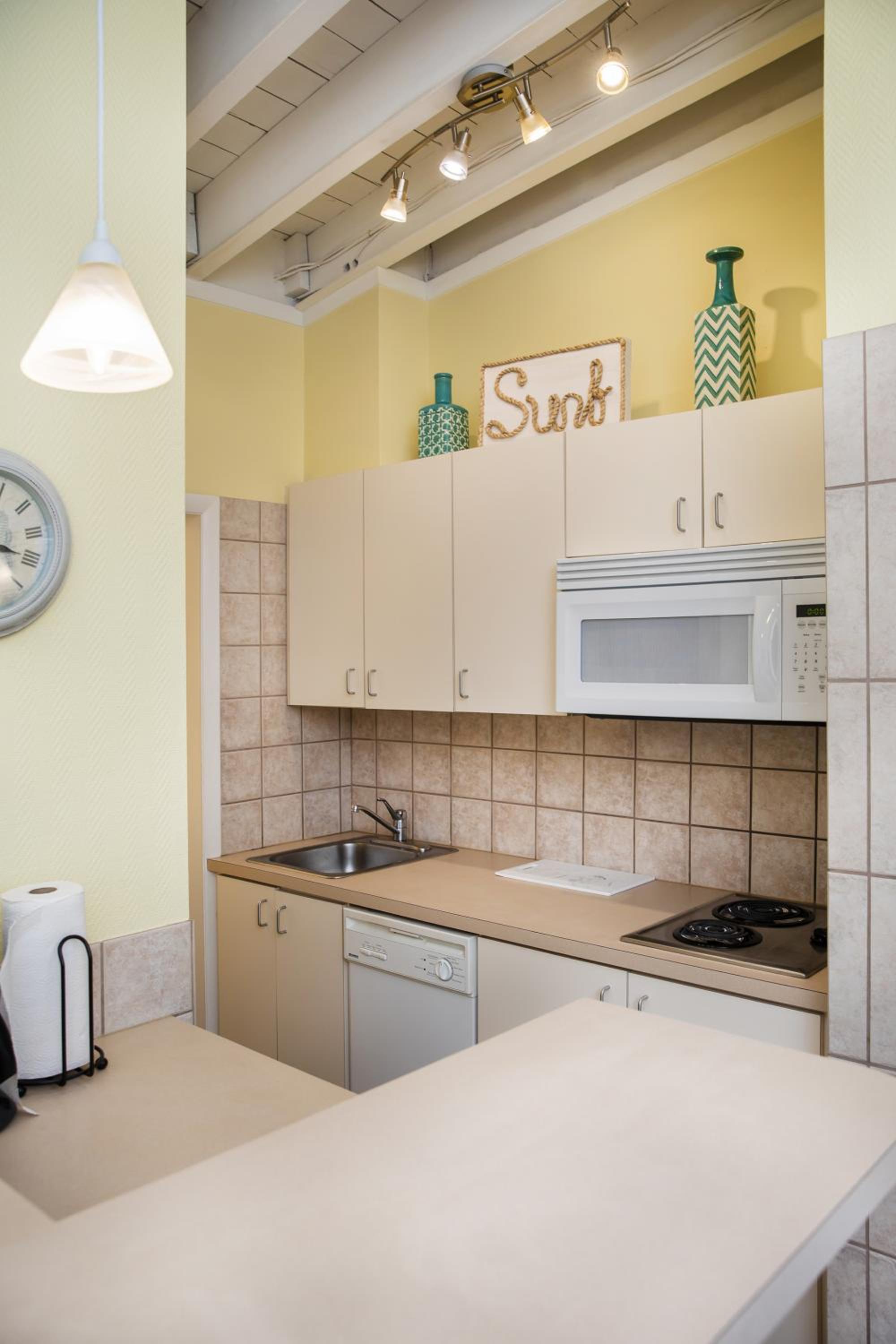 Apartment with Terrace photo 3