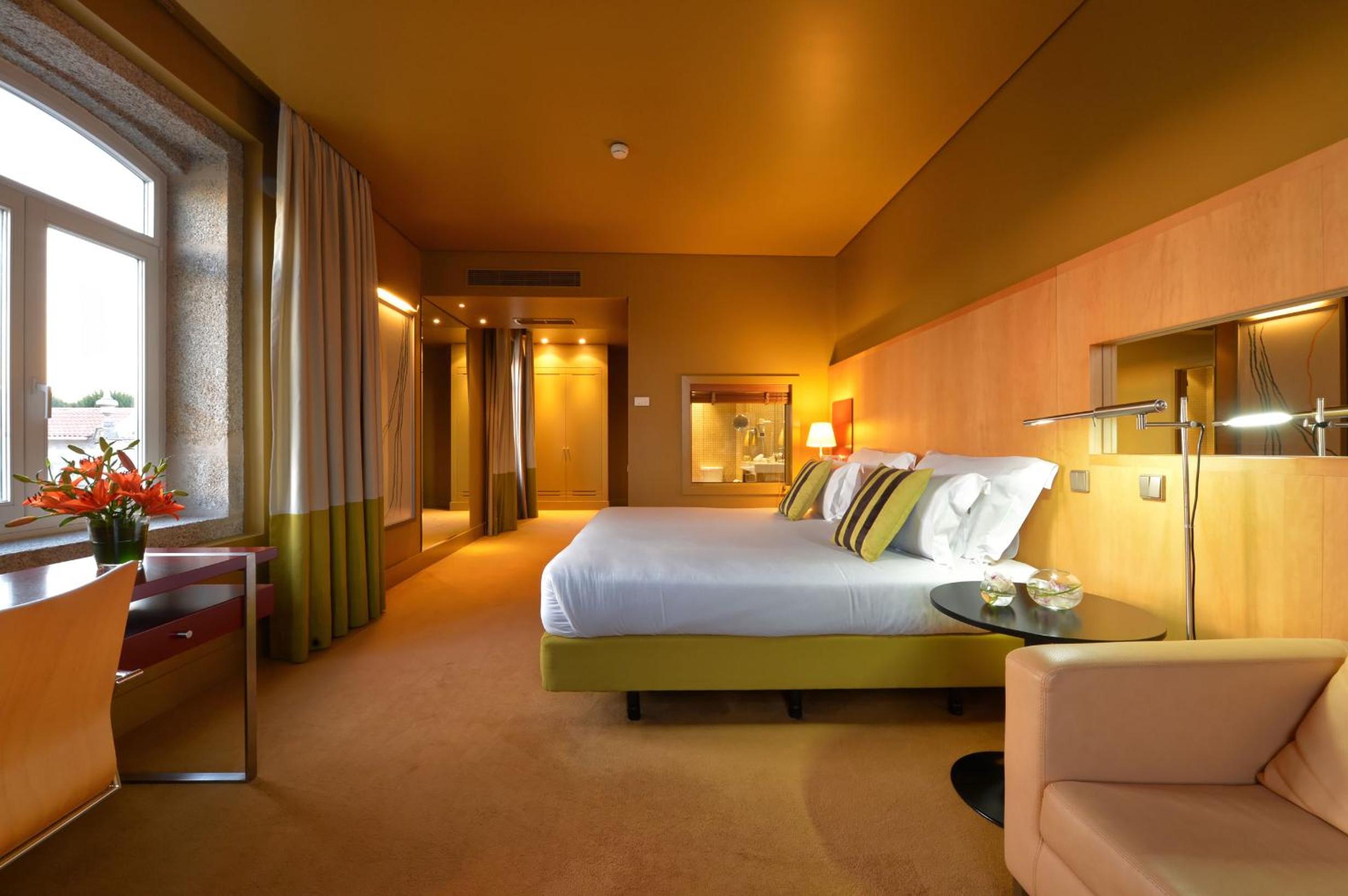 Deluxe Double or Twin Room with River View - Photo 1