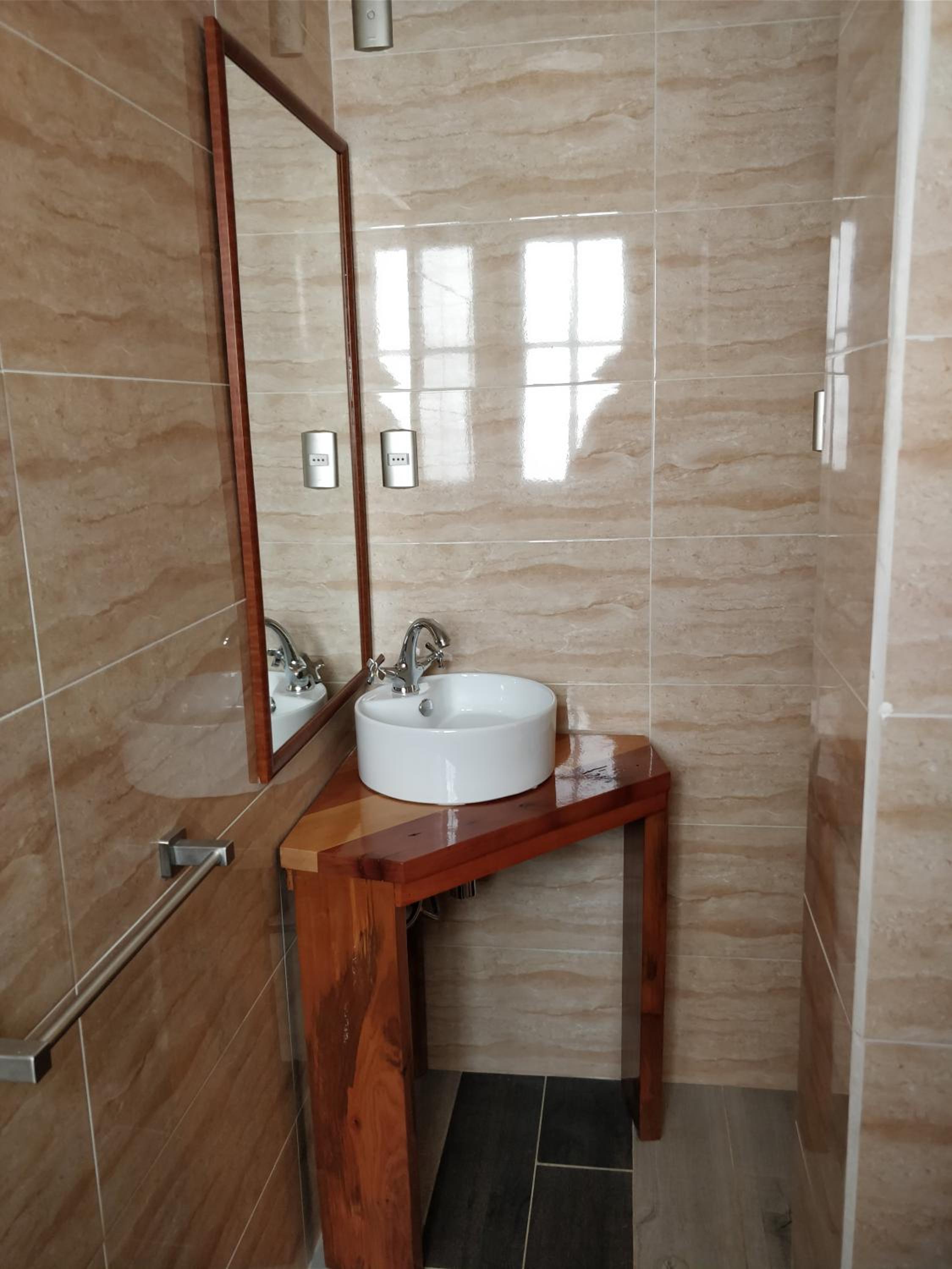 Single Superior  with Private Bathroom photo 3