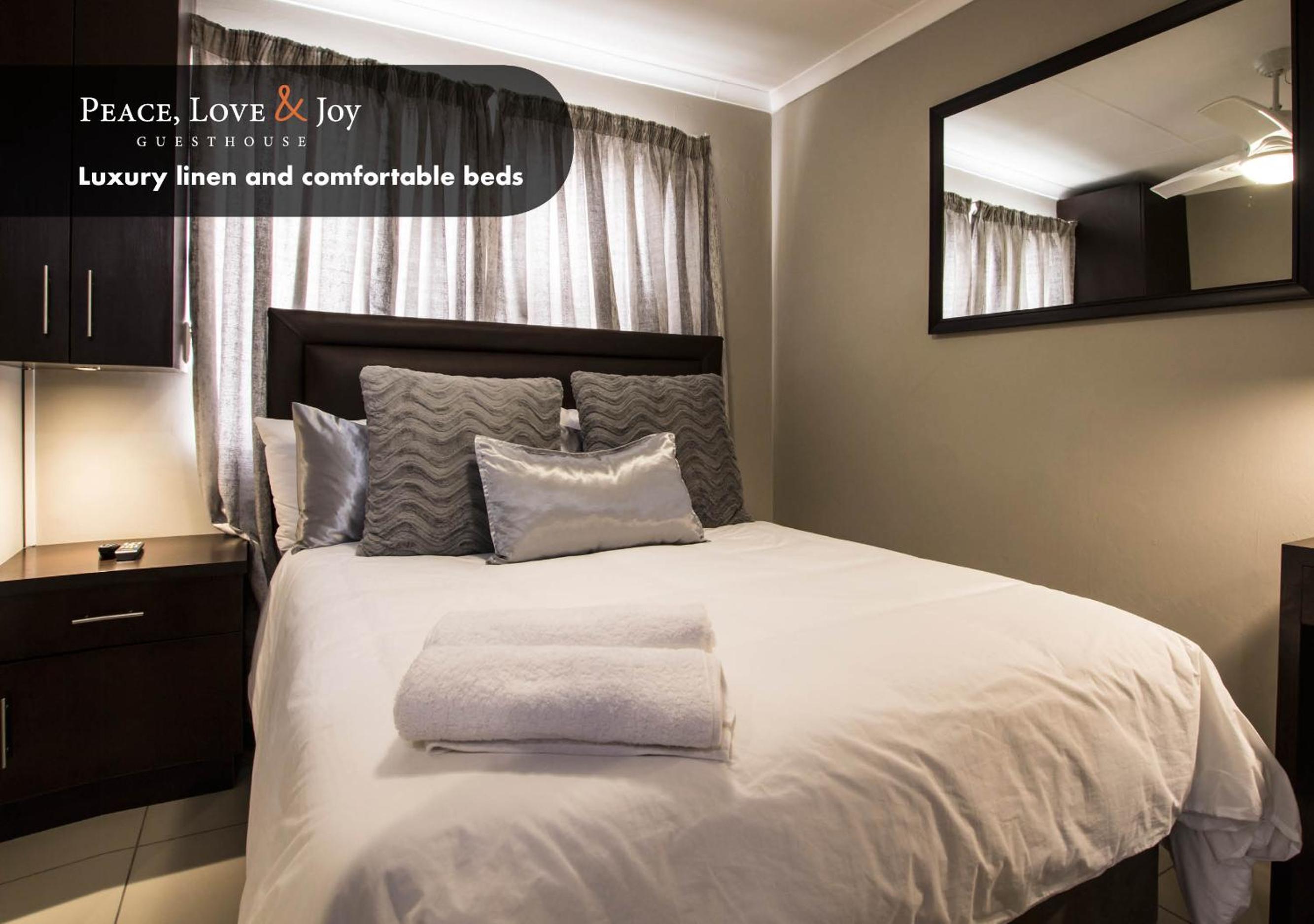 Deluxe Double Room - Photo 5