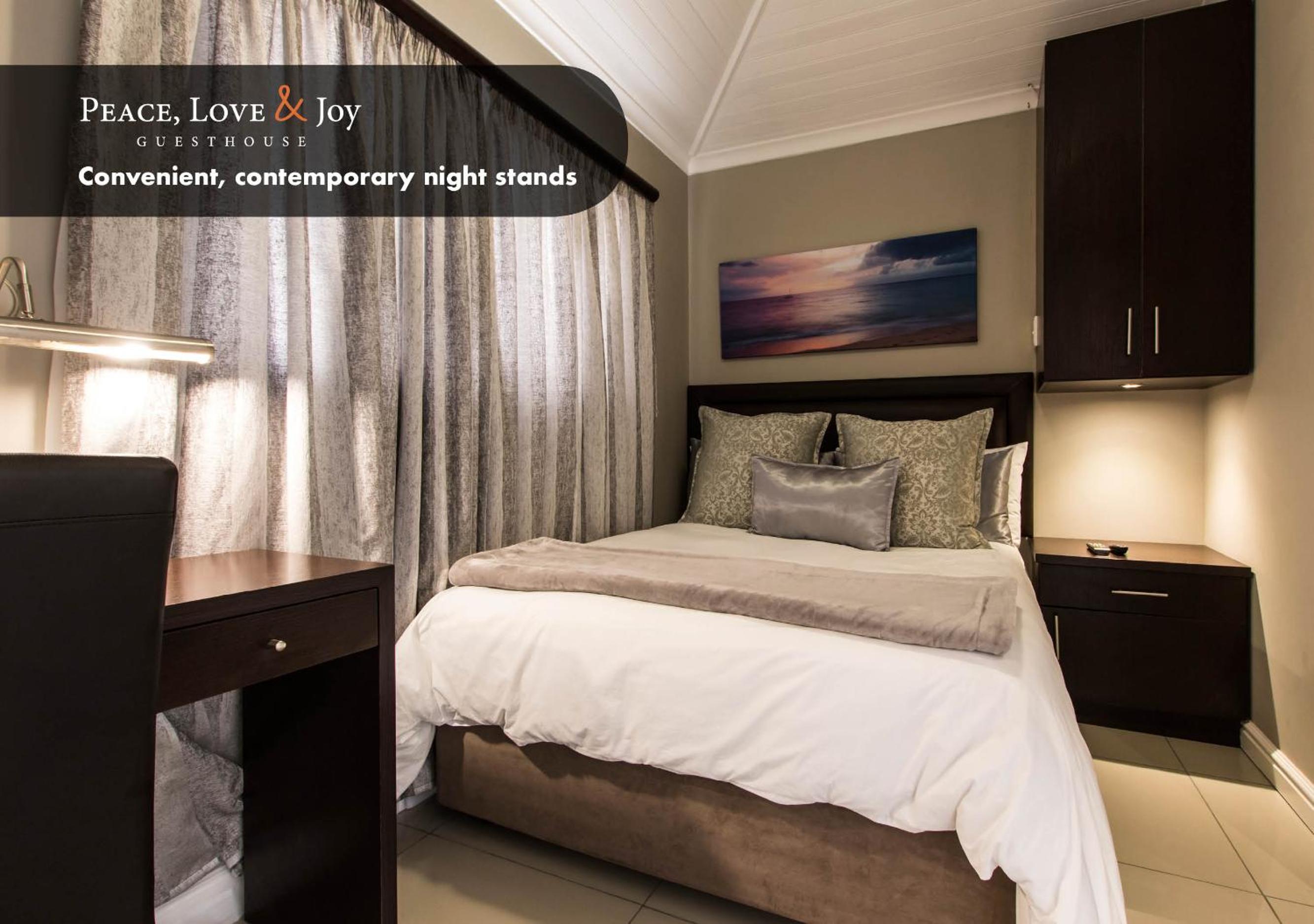 Deluxe Double Room - Photo 18