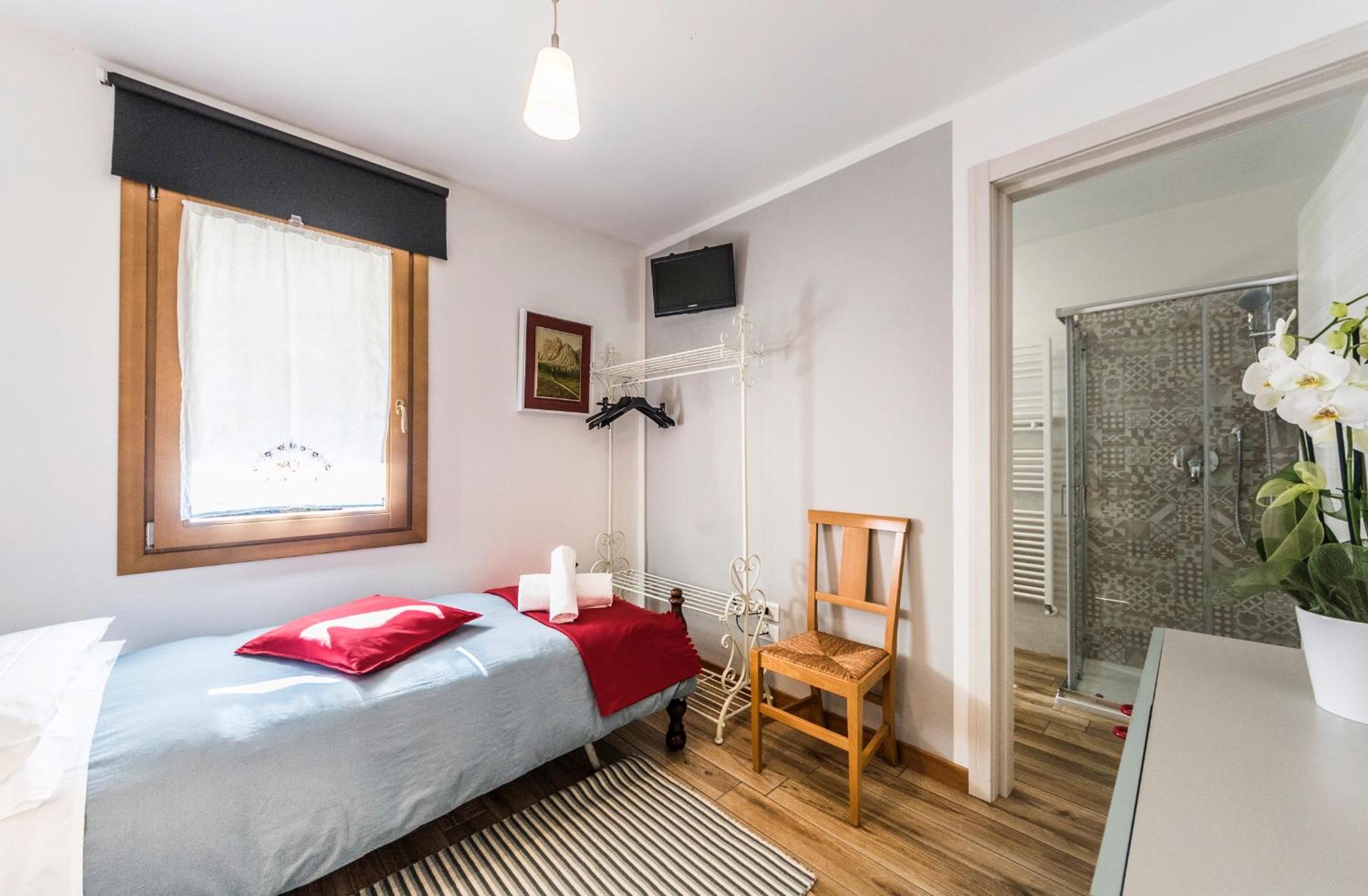 Single Room photo 1