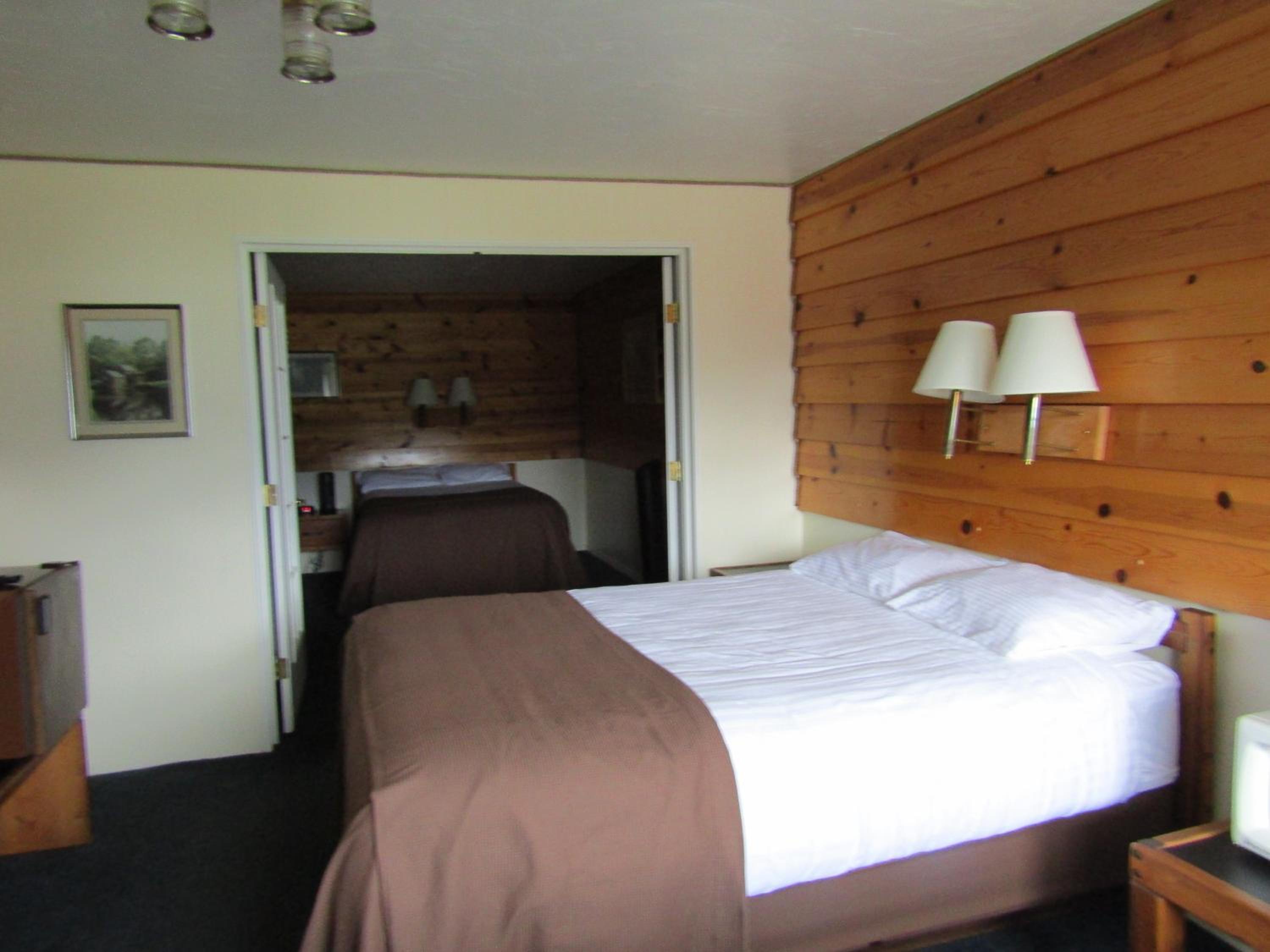 Three bed Suite