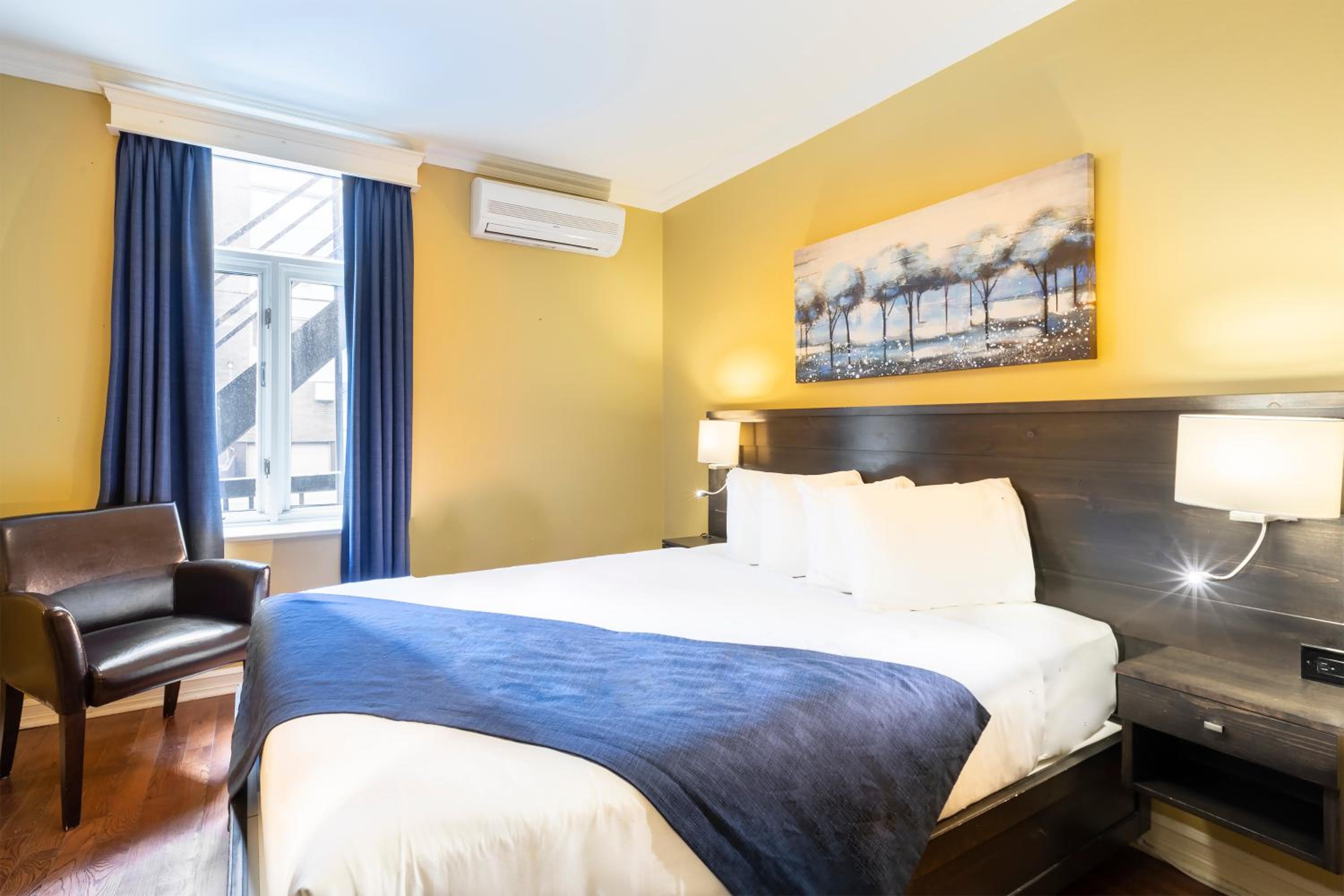 Double Room - Non-Smoking  - Photo 6