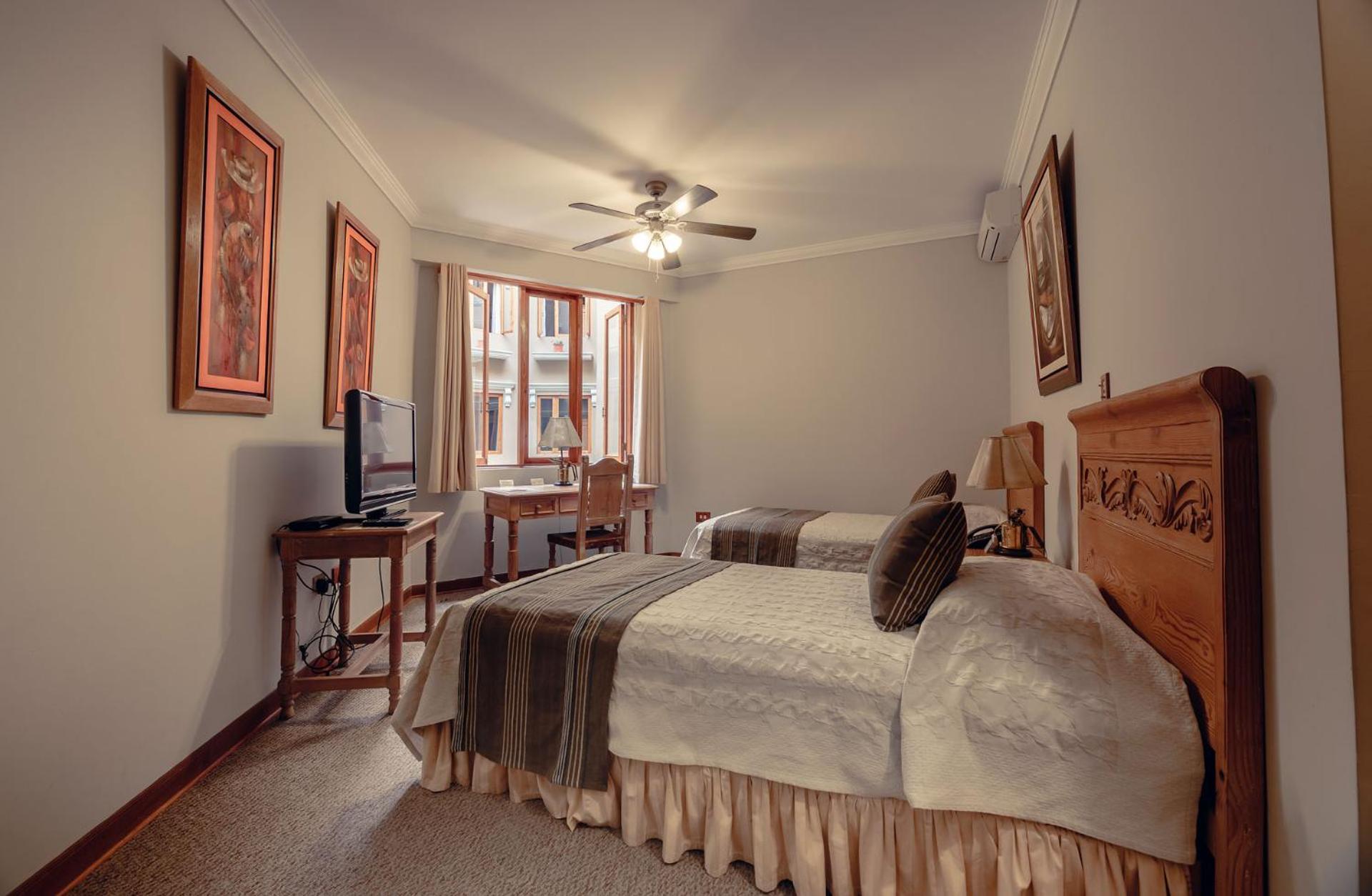 Double Room - Photo 4