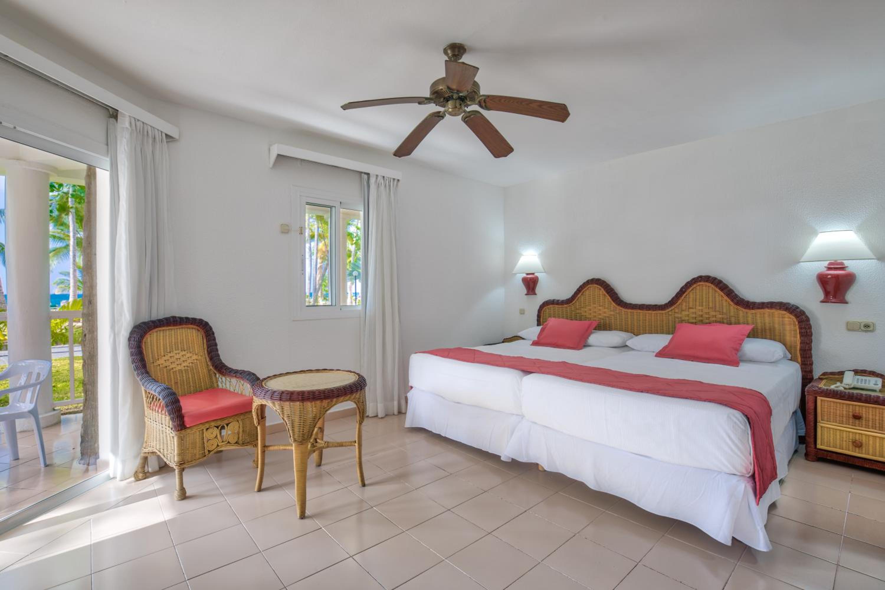 Habitación Doble Superior con vista al mar (1 Adulto)