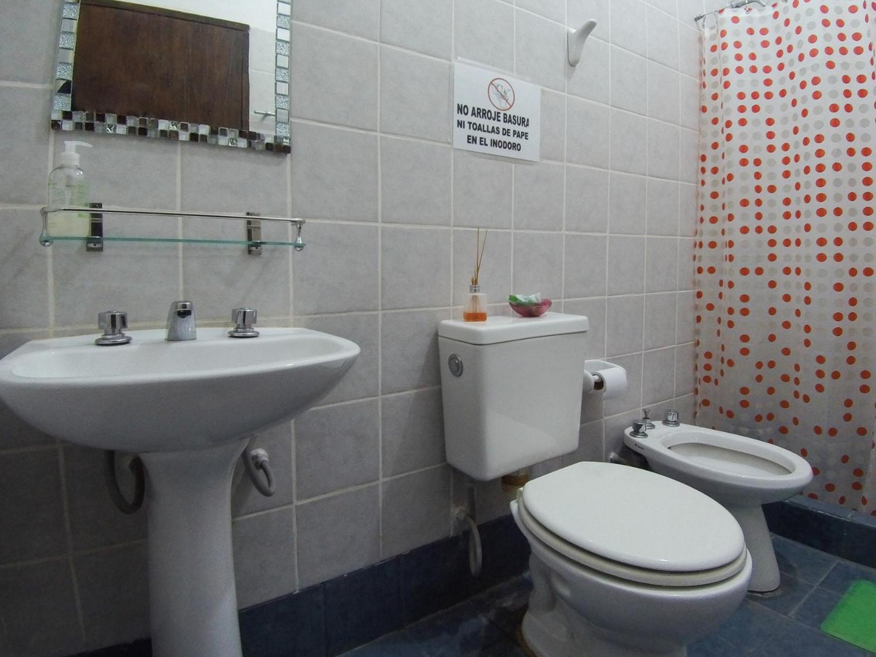 Double Room with Private Bathroom photo 2