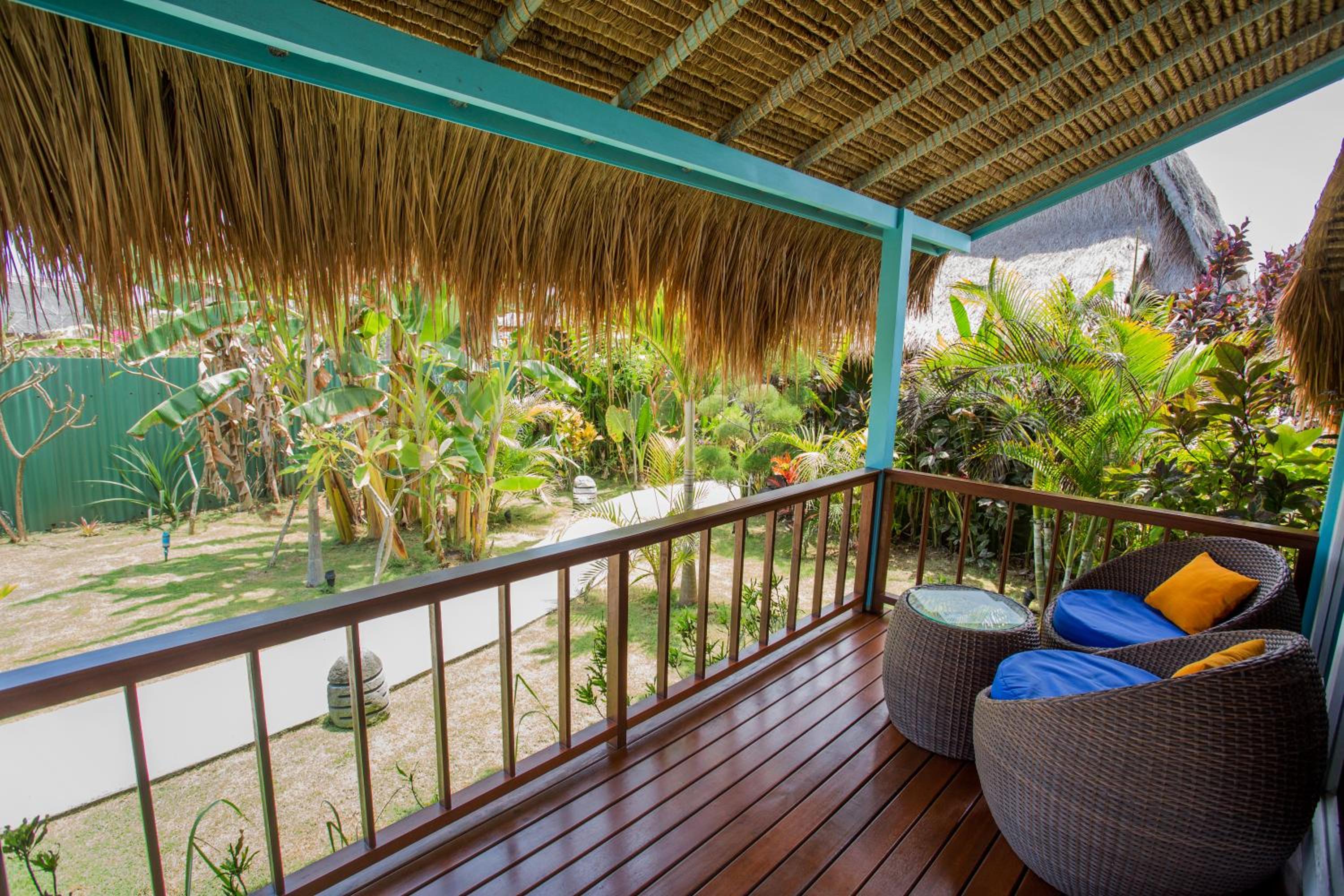 Deluxe Bungalow with Garden View - Photo 37