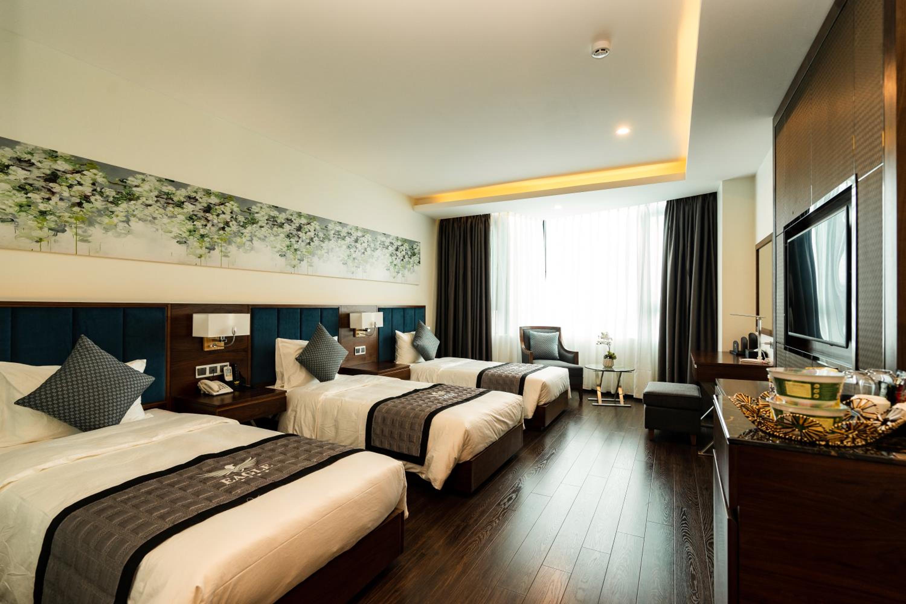 Deluxe Triple Room photo 3