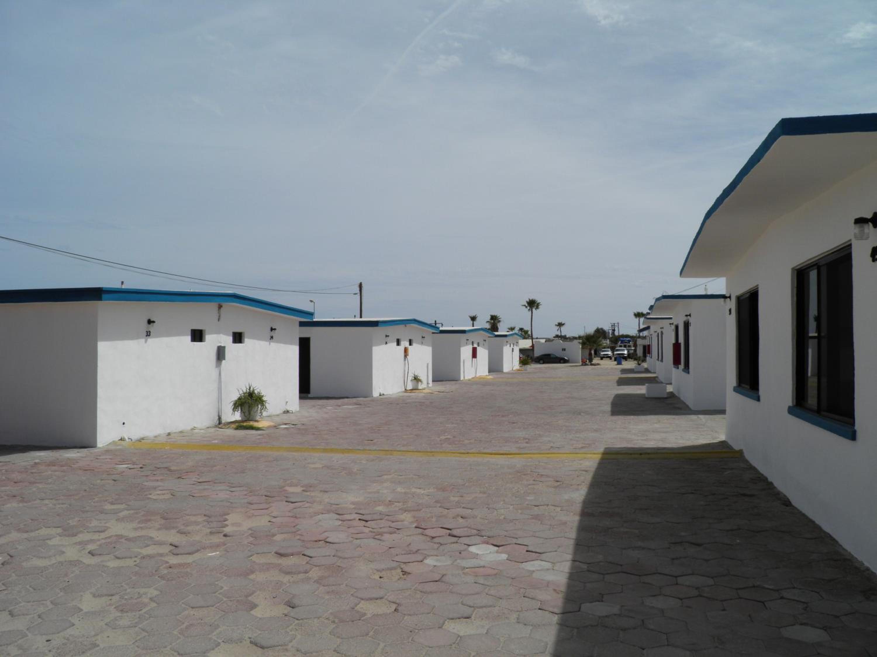Apartment with Sea View - Photo 10