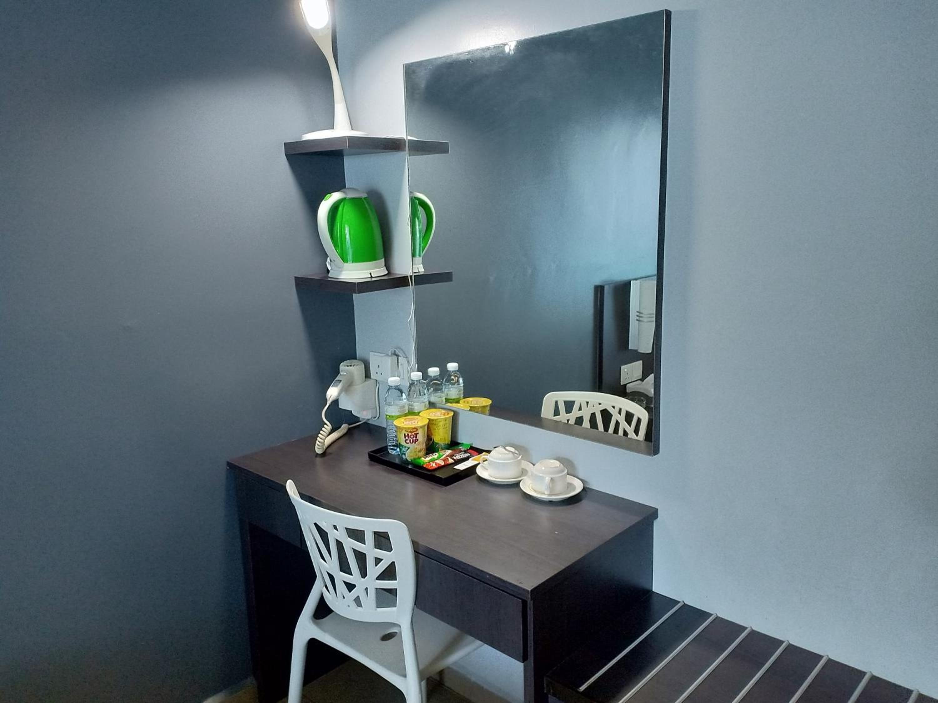 Standard Twin Room photo 3
