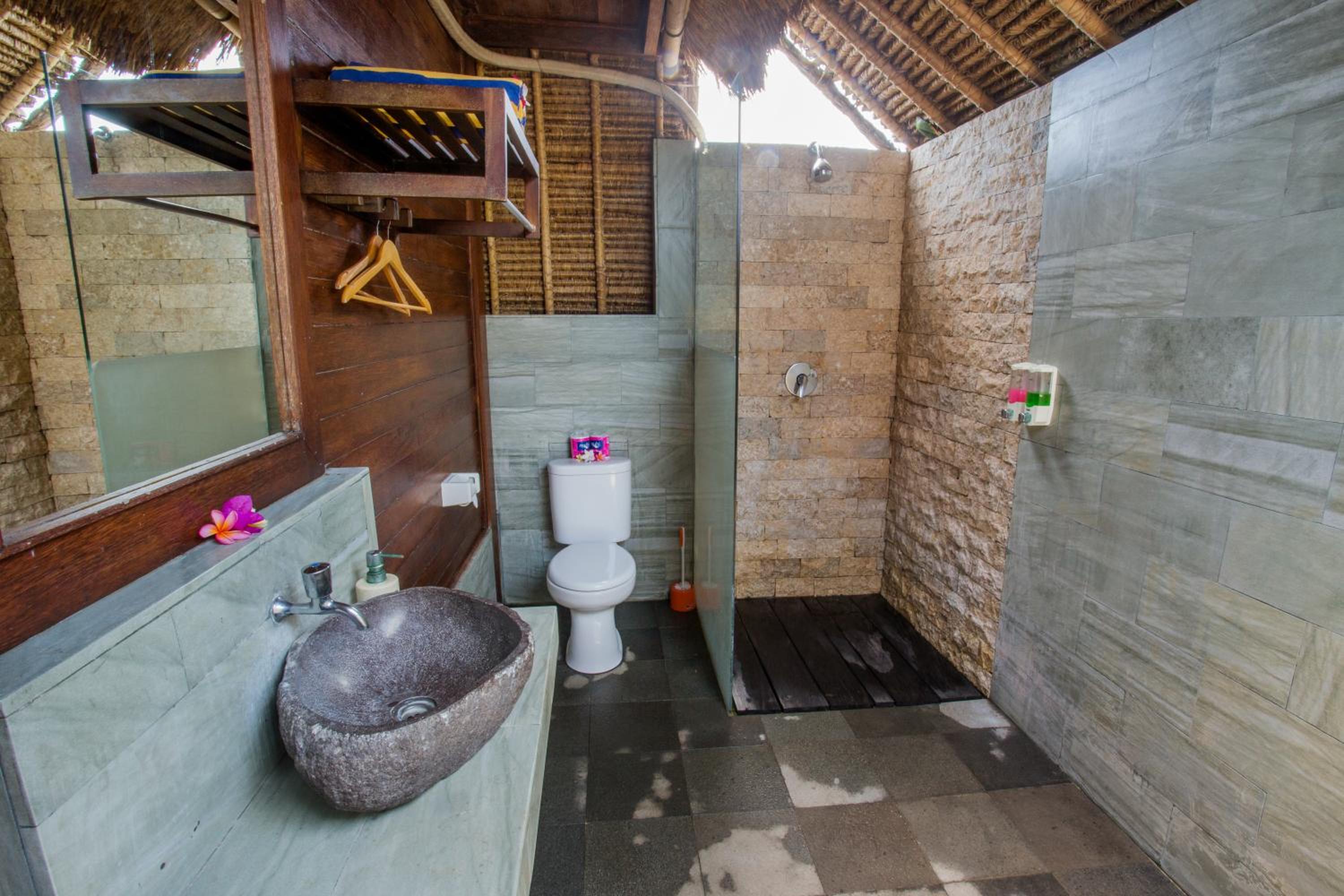 Deluxe Bungalow with Garden View - Photo 23