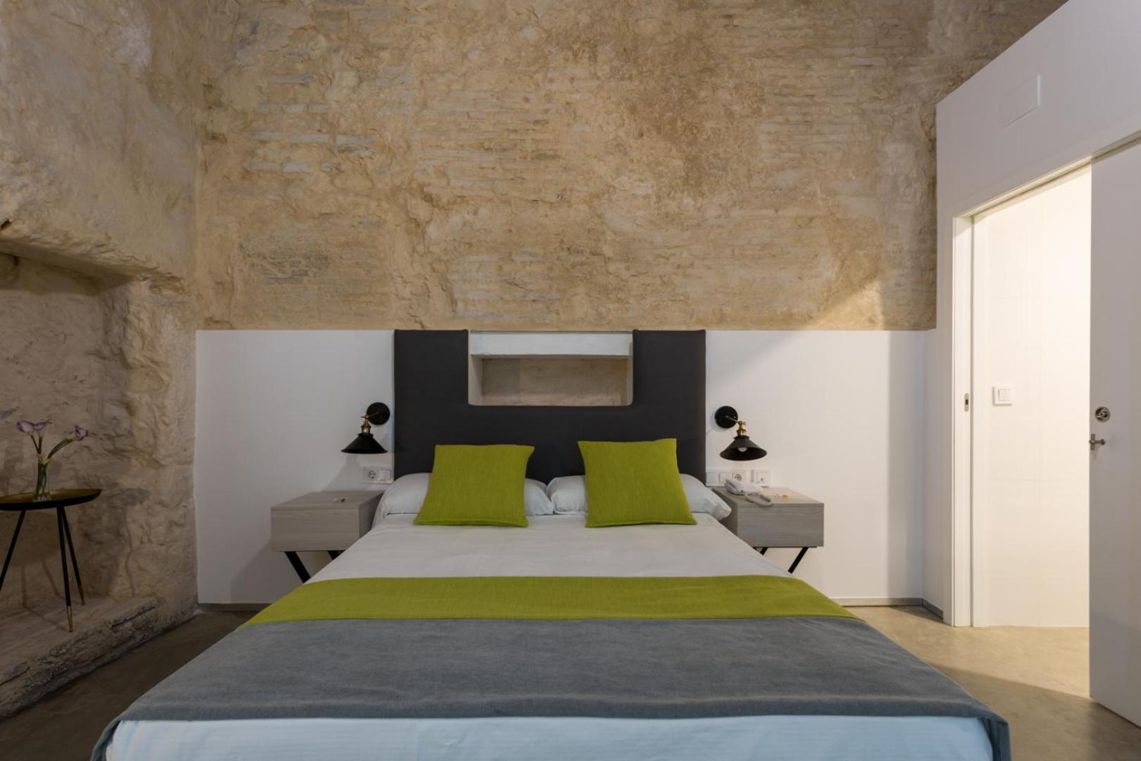 Double Room - Disability Access - Photo 2