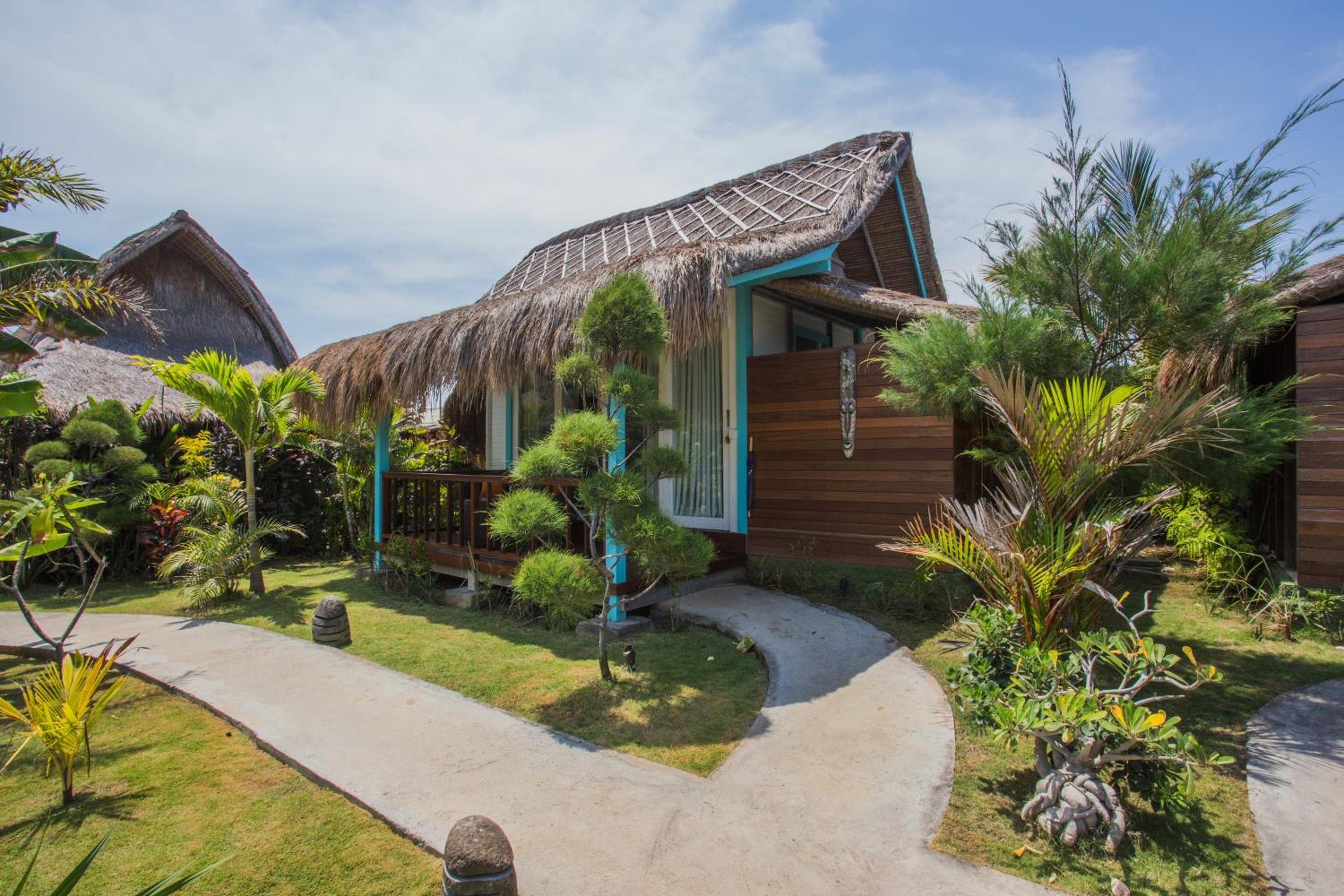 Deluxe Bungalow with Garden View - Photo 15