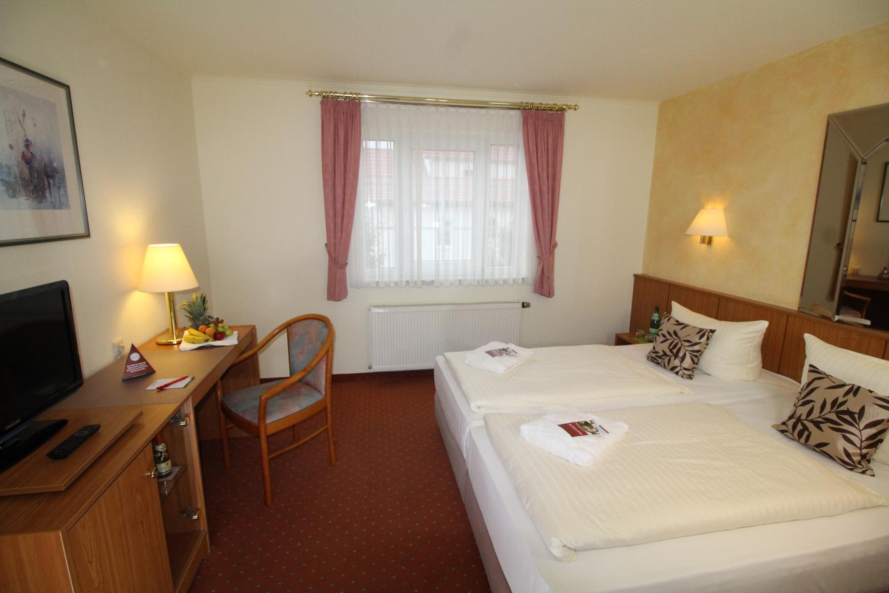 Standard Double Room photo 2