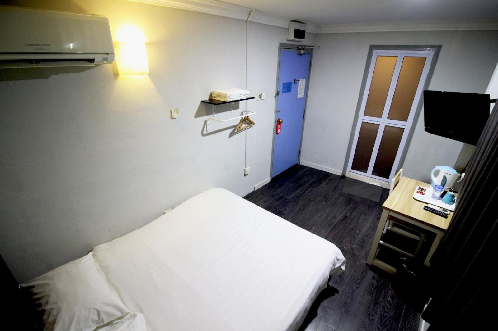 Deluxe Double Room with Balcony photo 1