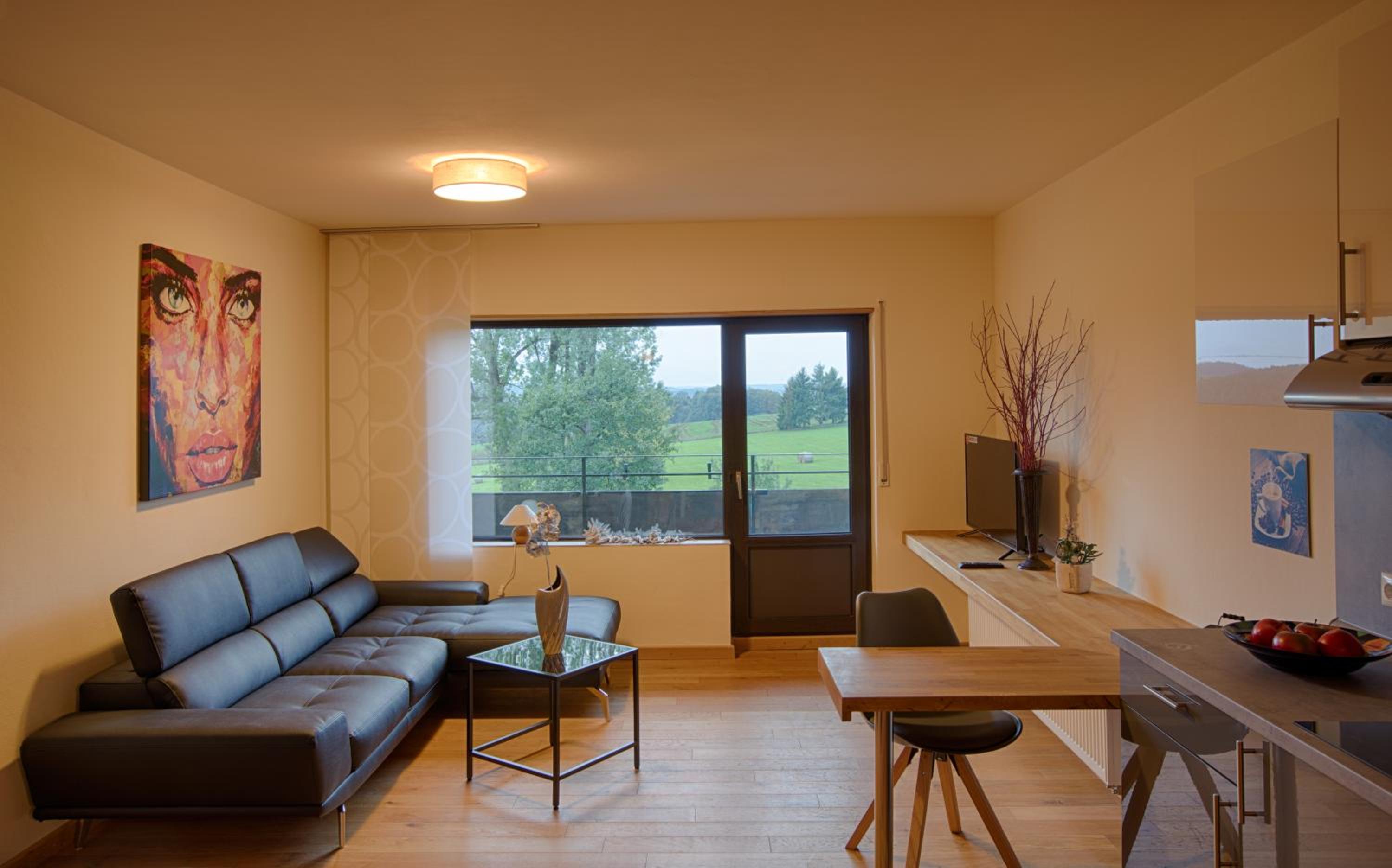 Junior Suite with Balcony - Photo 1