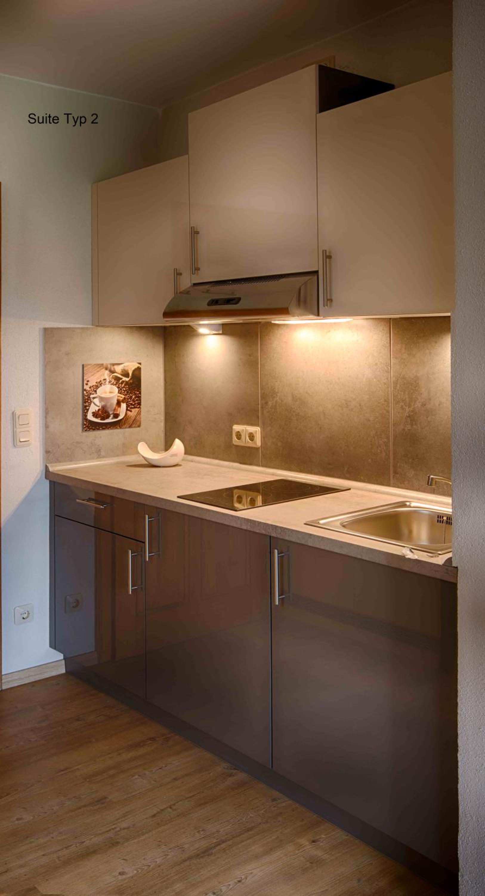 Junior Suite with Balcony - Photo 8
