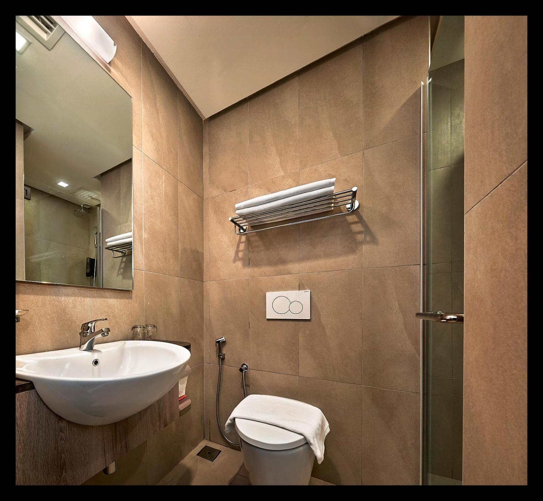 Standard Queen Room - Photo 1