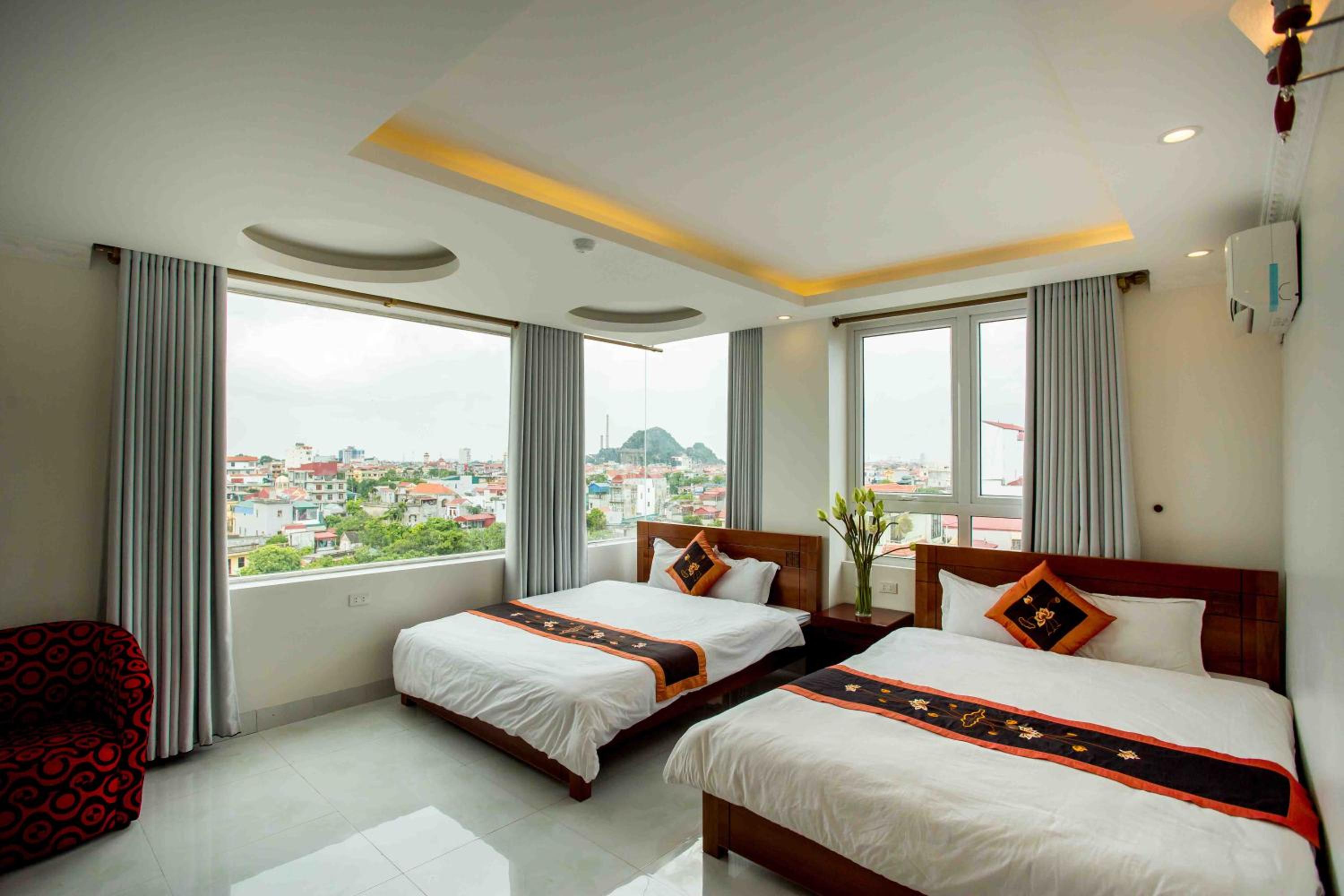 Superior Quadruple Room - Photo 1