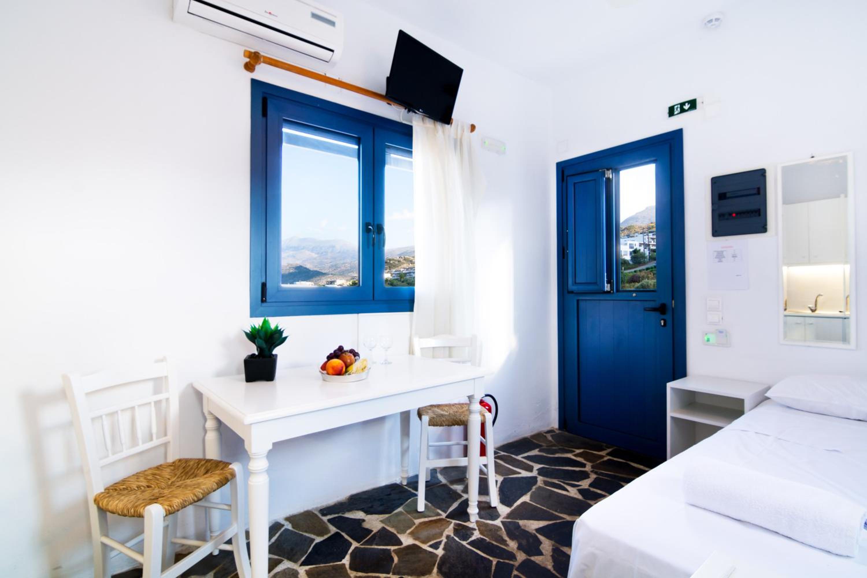 Studio with Sea View - Photo 1