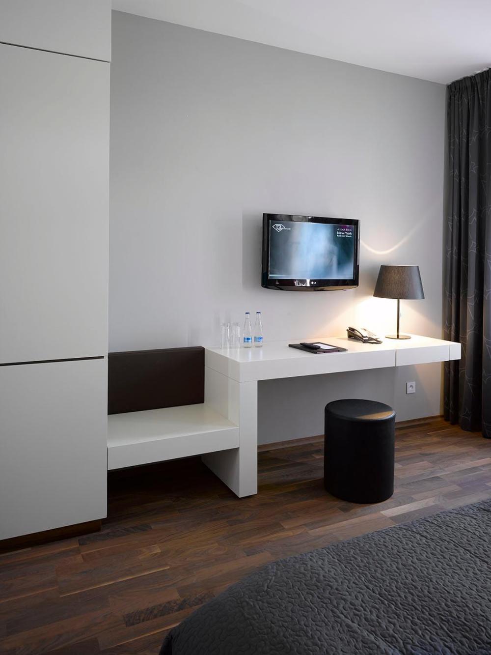 Double or Twin Room with Extra Bed (3 Adults)