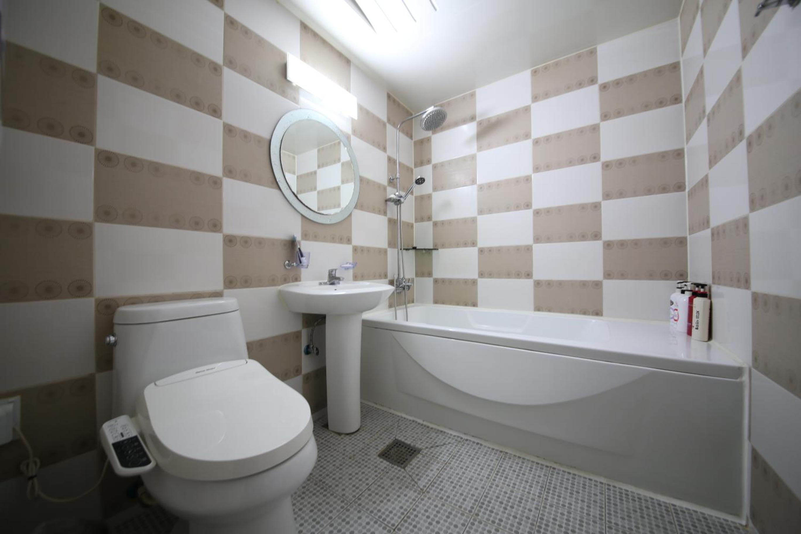 Standard Double Room - Photo 4
