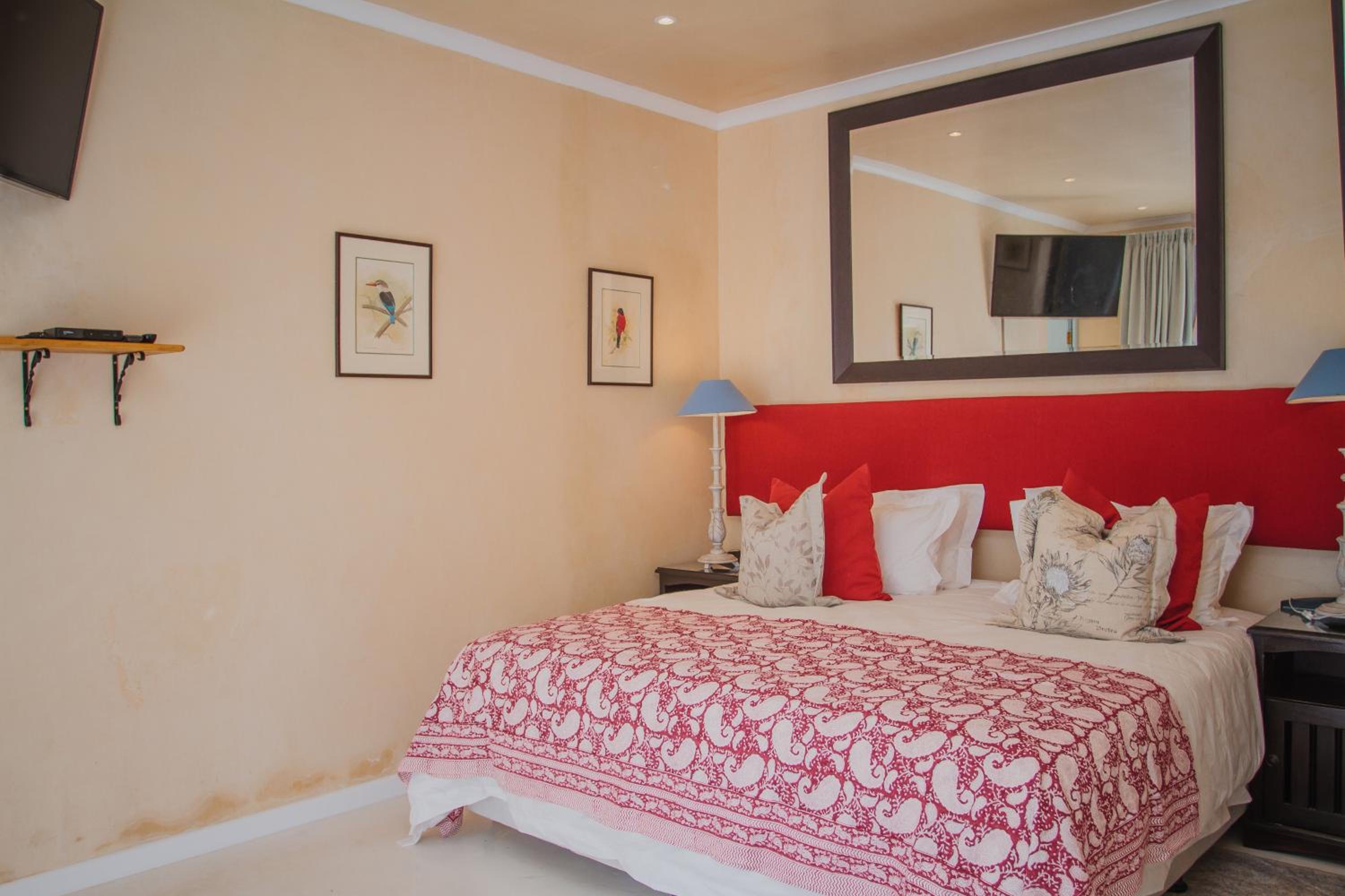 King Room with Mountain View photo 2