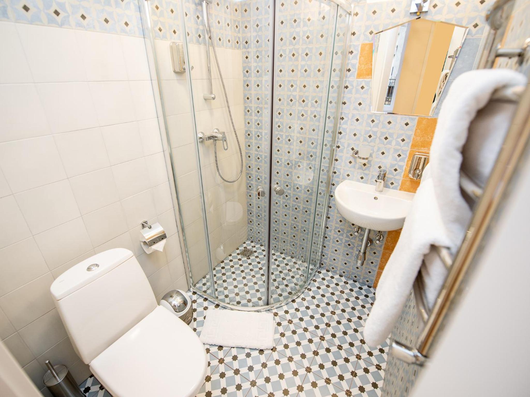 Economy Twin Room