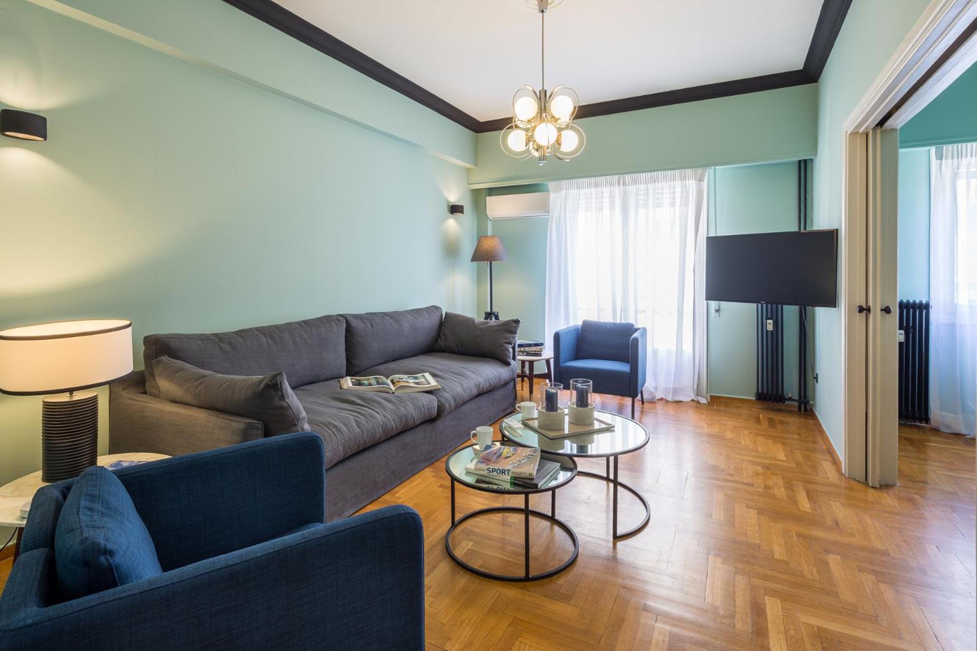 Deluxe Apartment