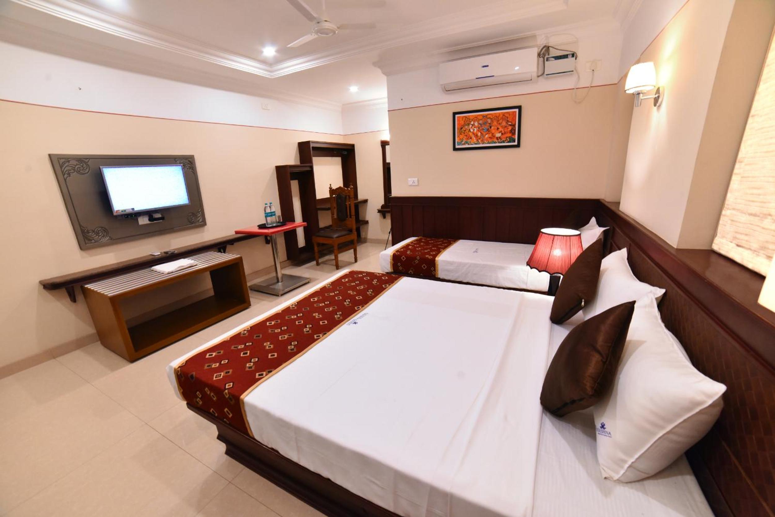 Deluxe Triple Room photo 2