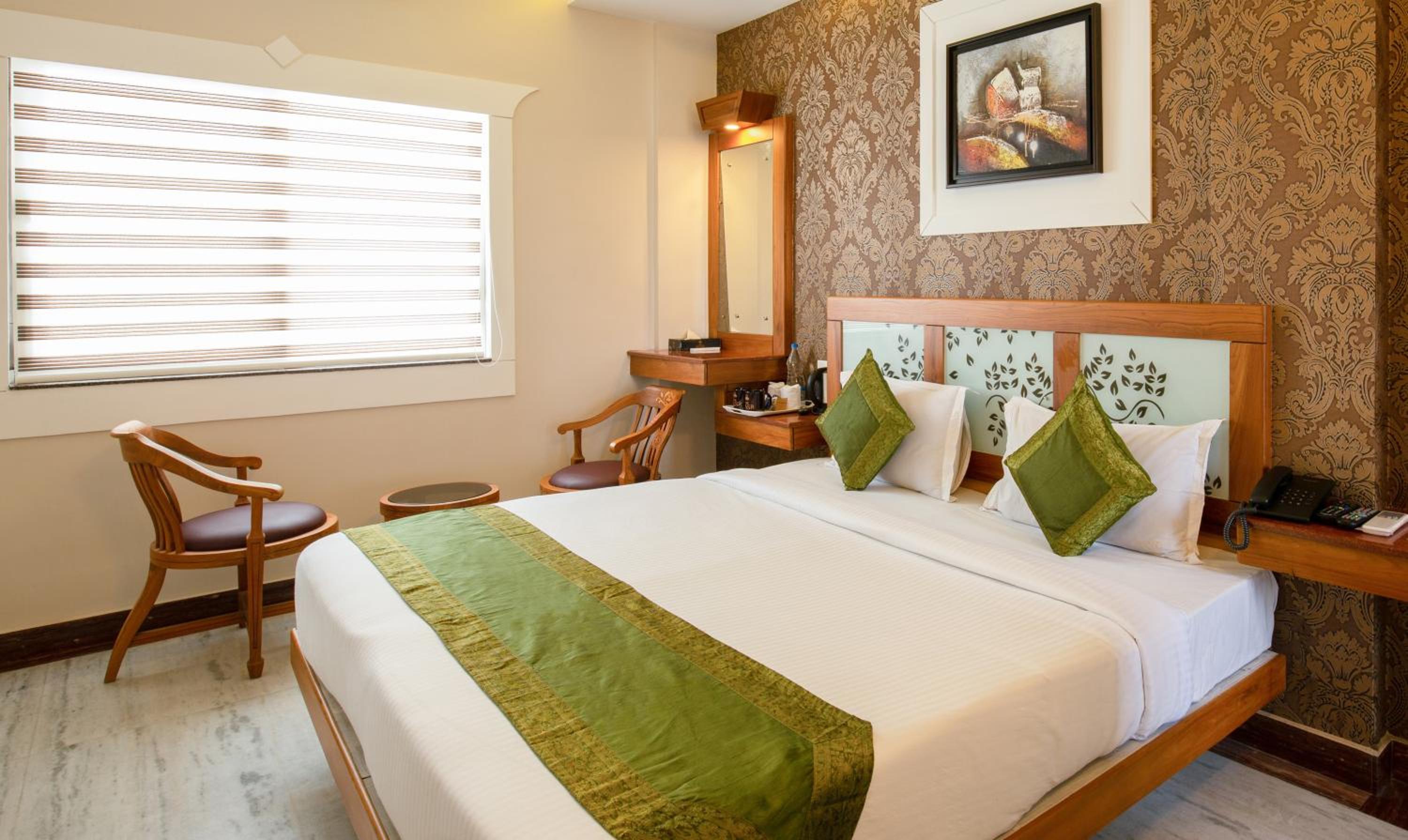 Standard Double Room - Photo 8