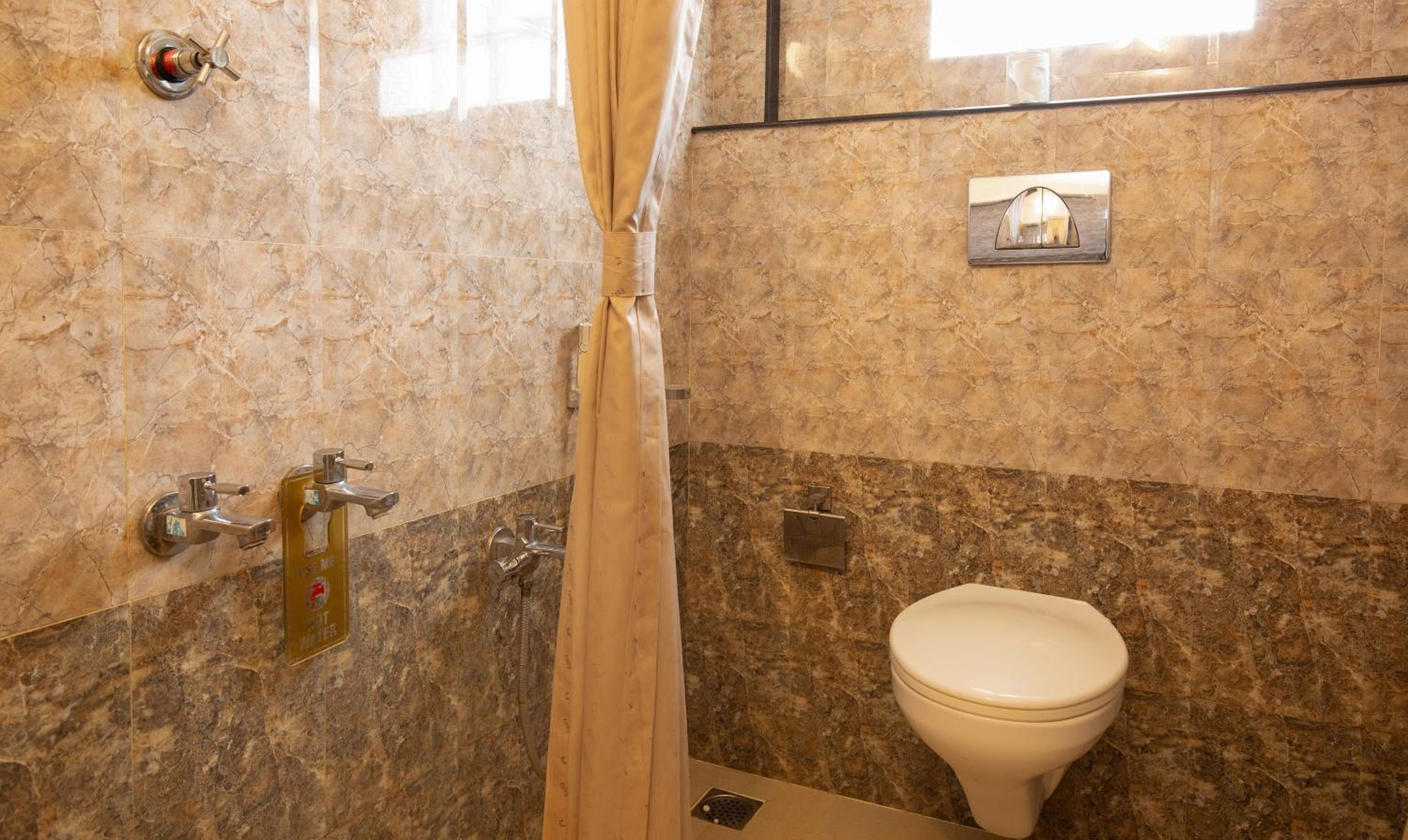 Deluxe Double Room - Photo 3