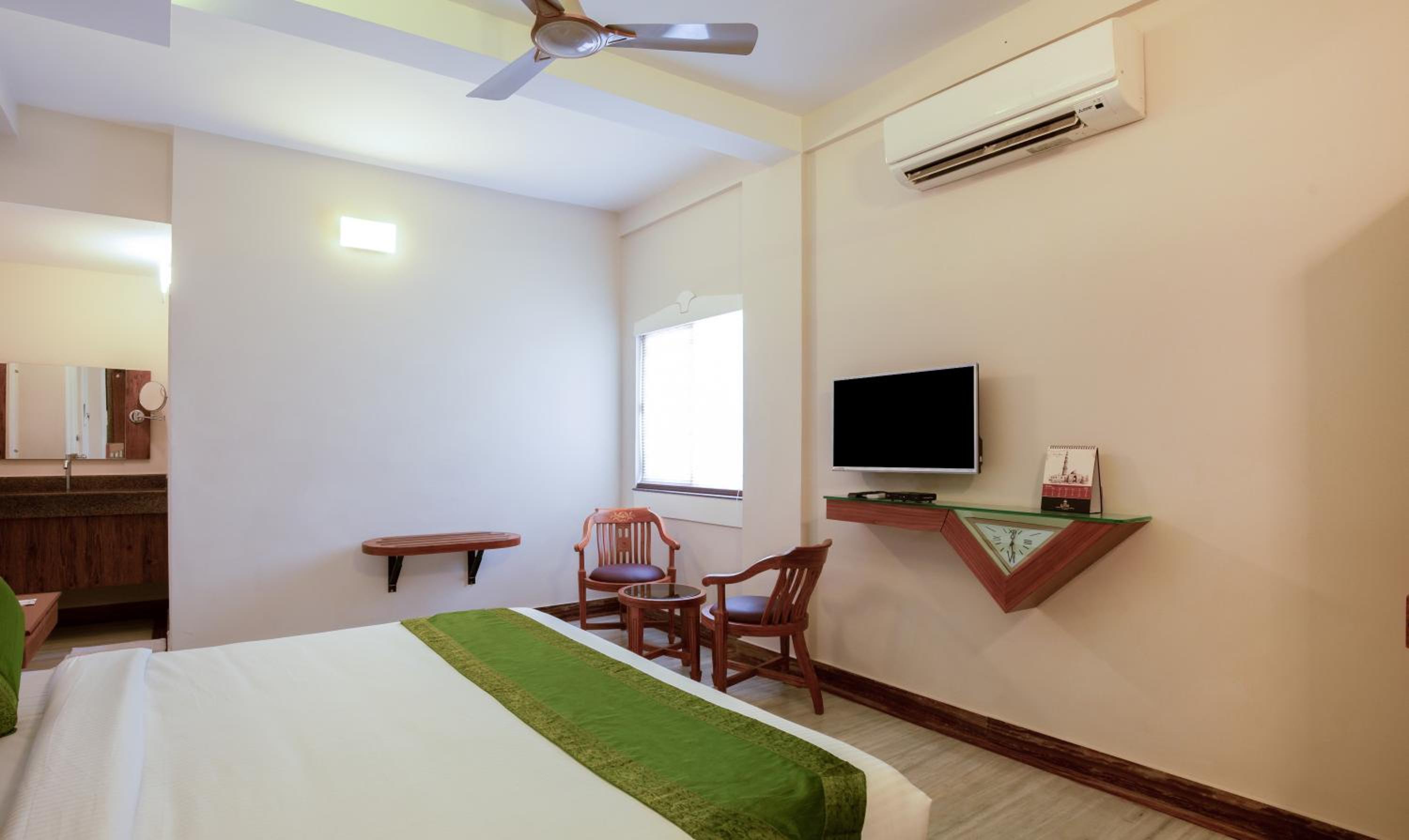 Deluxe Double Room - Photo 5