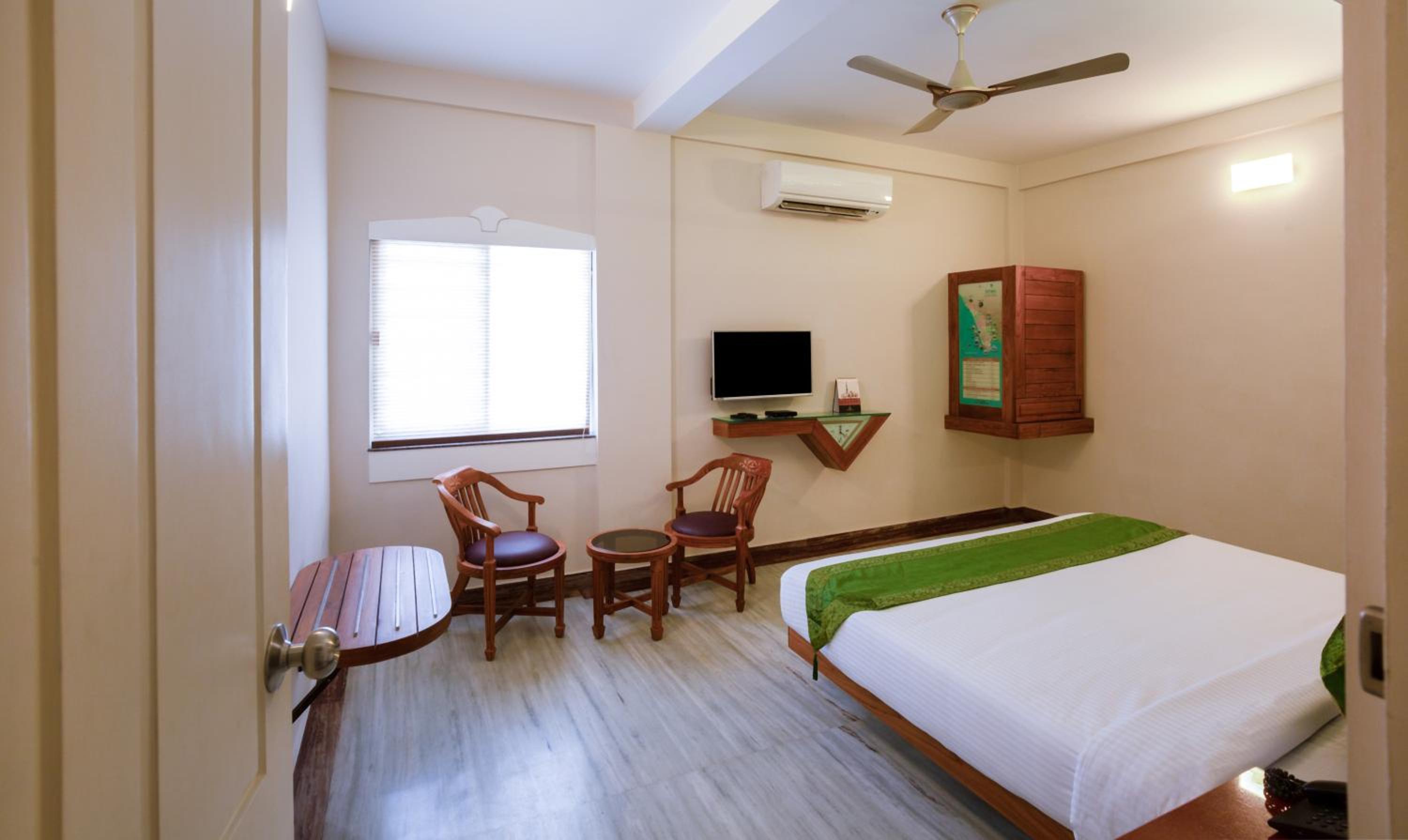 Deluxe Double Room - Photo 4
