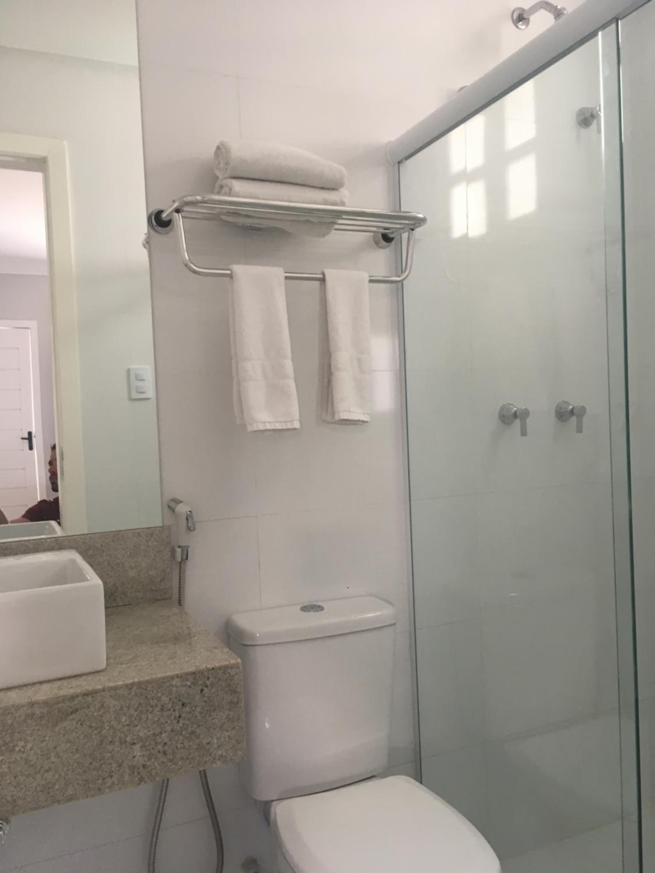 Double or Twin Room - Photo 5