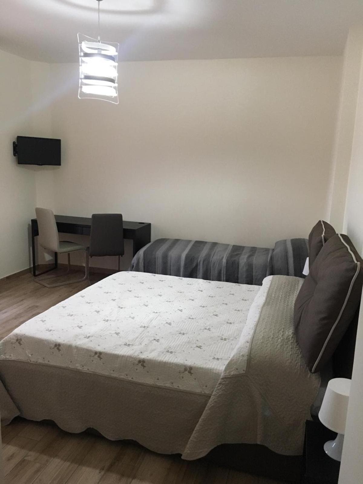 Double Room with Private Bathroom photo 3