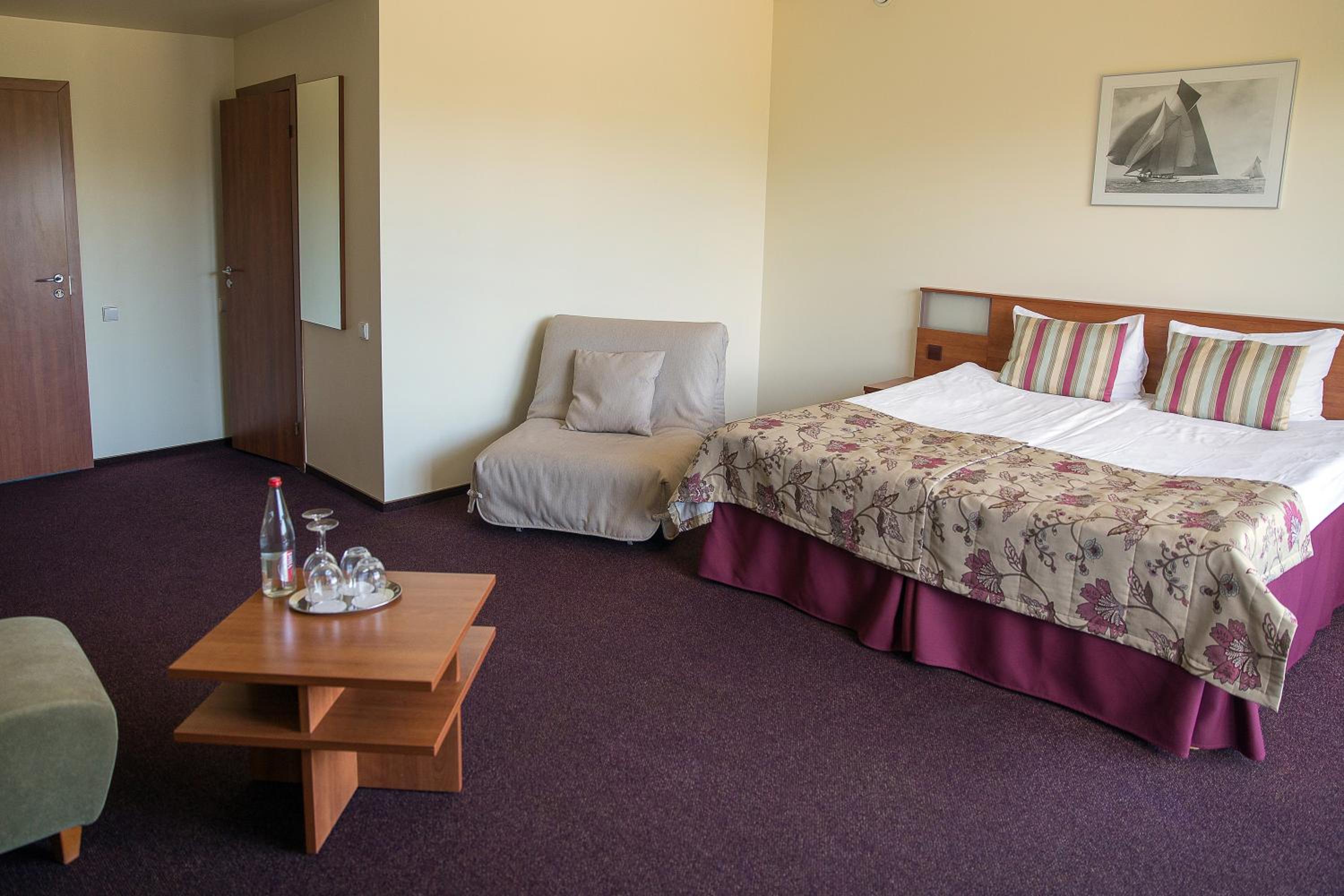 Suite with Balcony - Photo 1