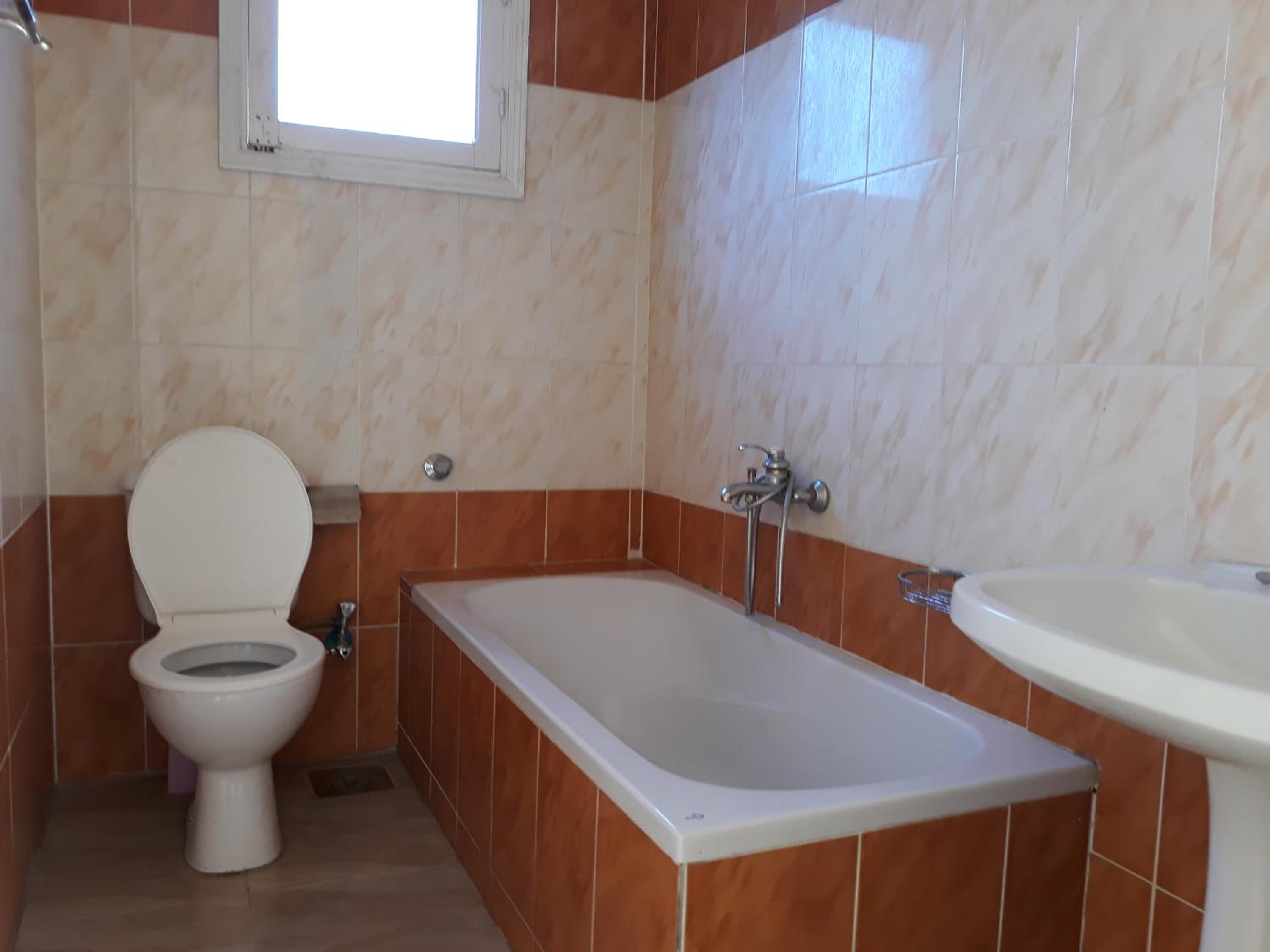 Studio Apartment - Photo 9