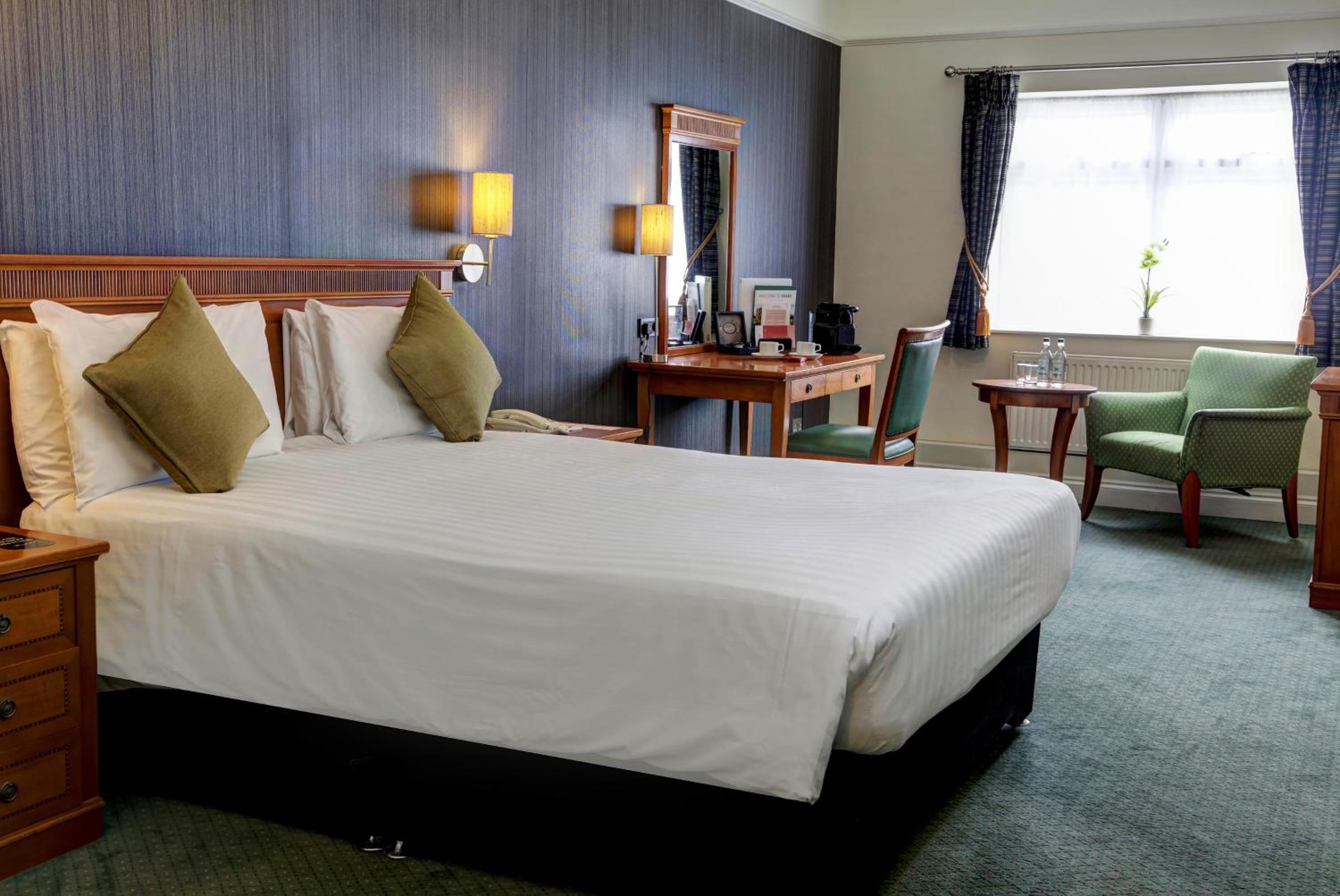 Executive King Room - Non-Smoking