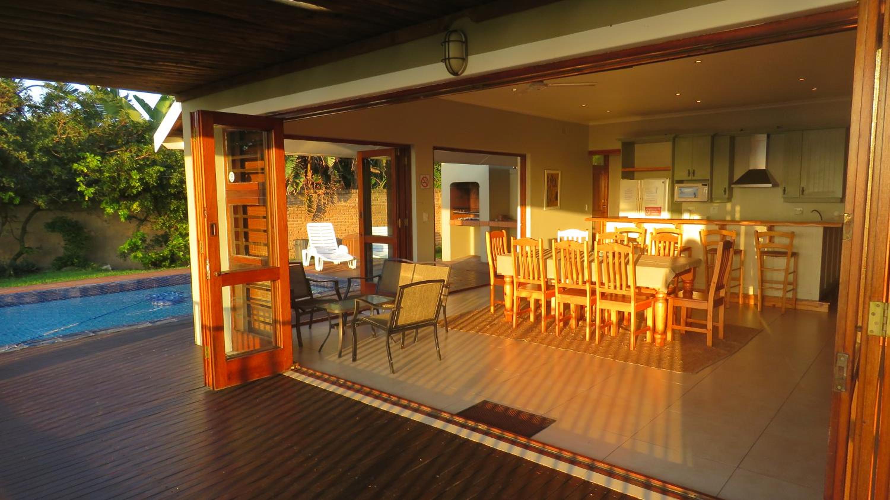 Four-Bedroom House - Photo 9