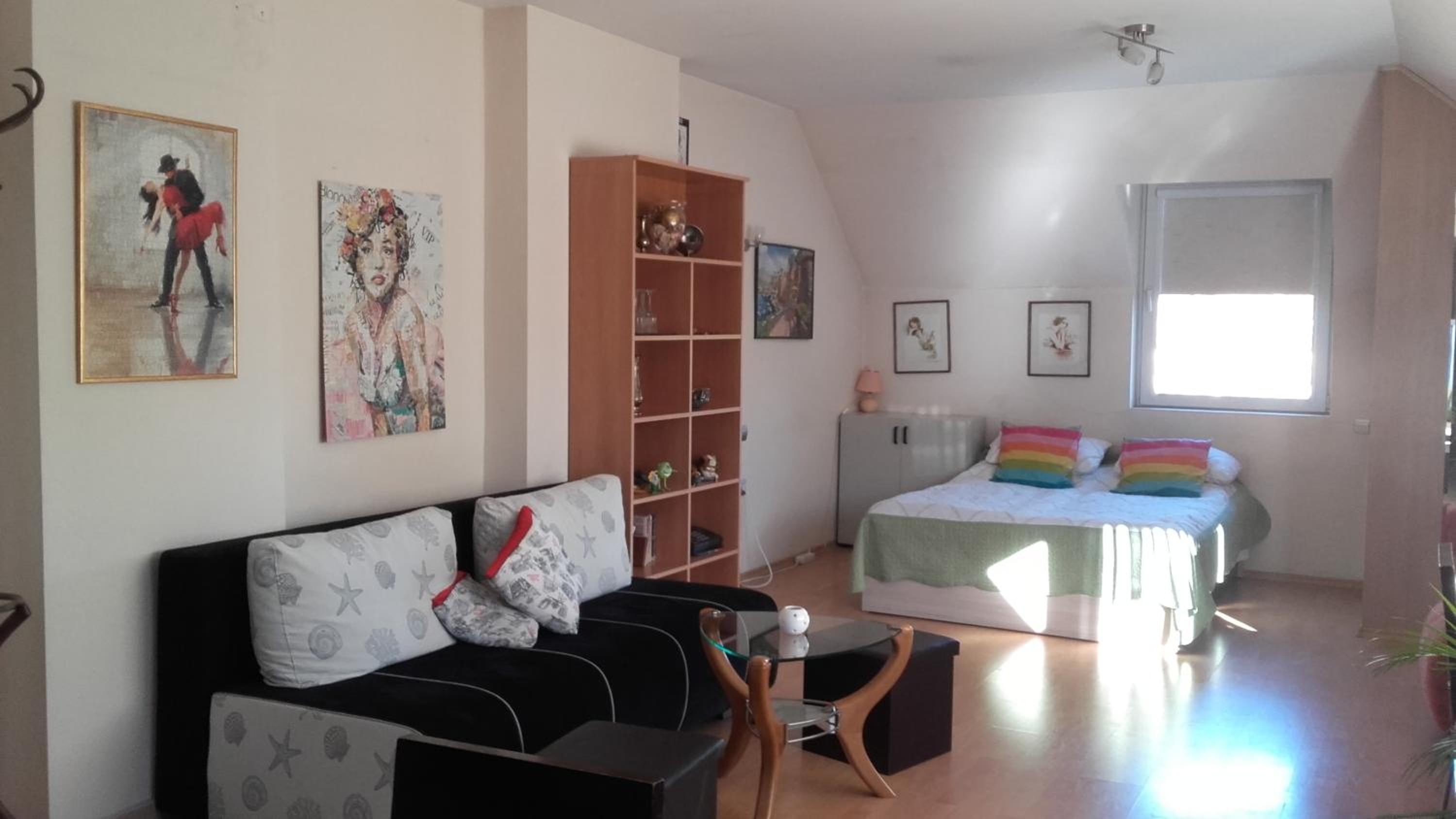Studio Apartment photo 3