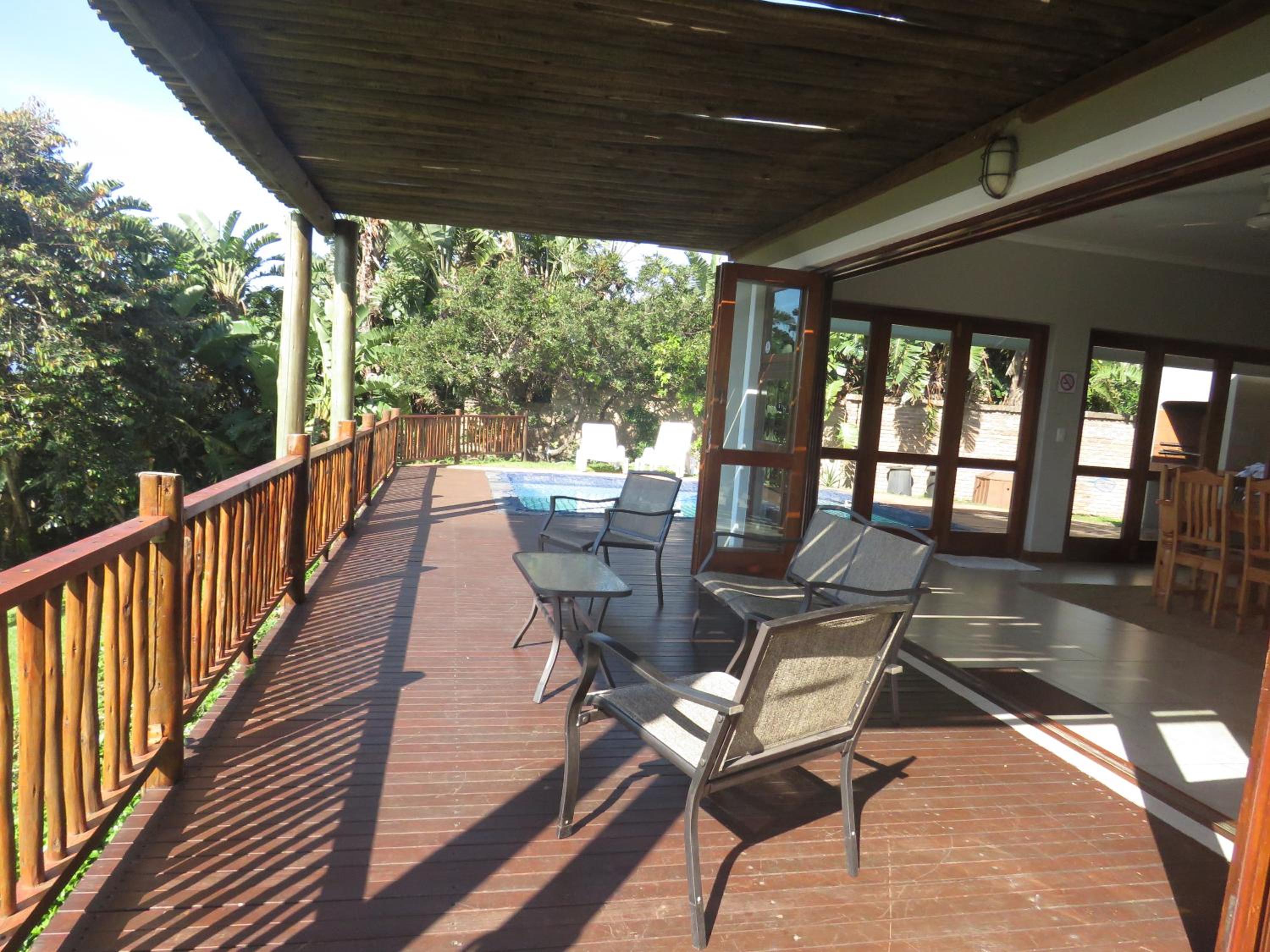 Four-Bedroom House - Photo 8